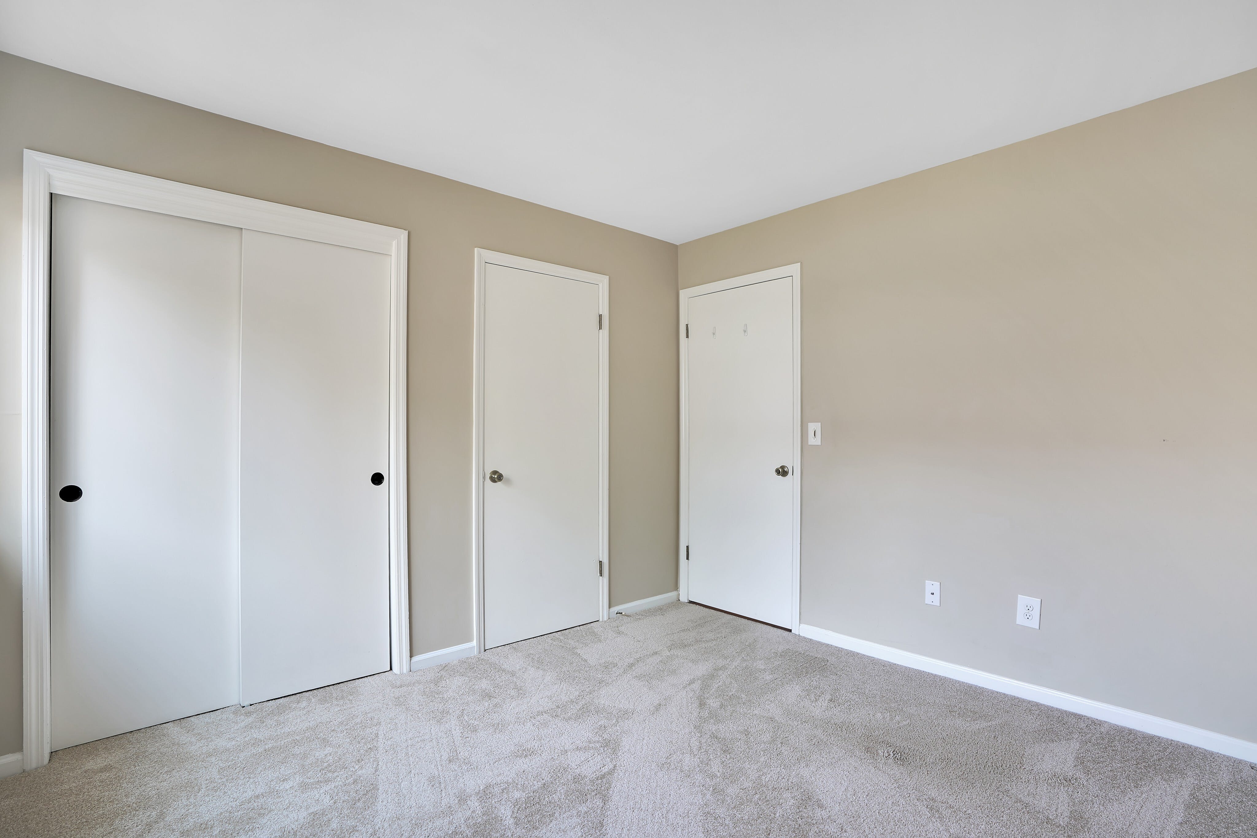 6 Dunbar Court