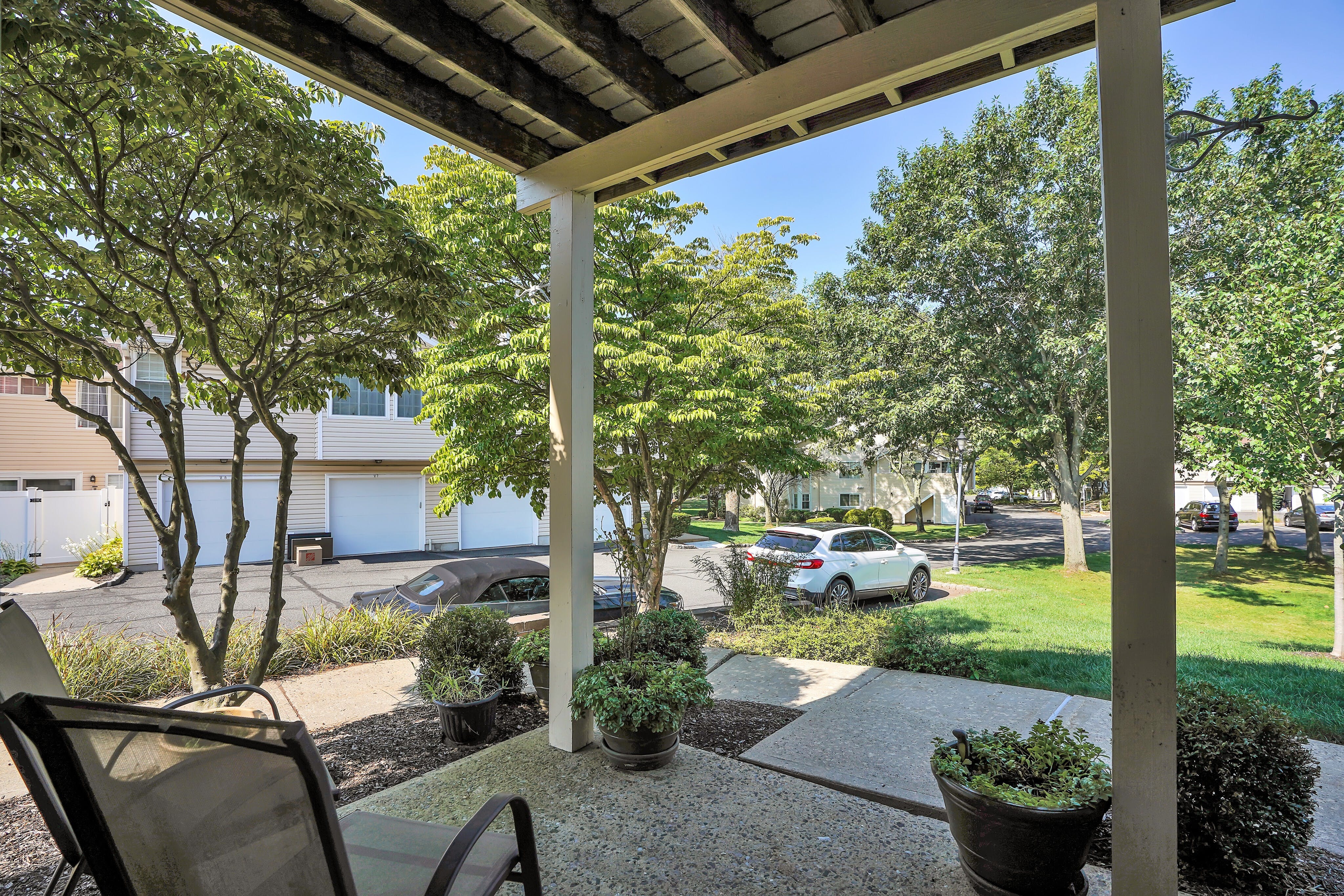 6 Dunbar Court