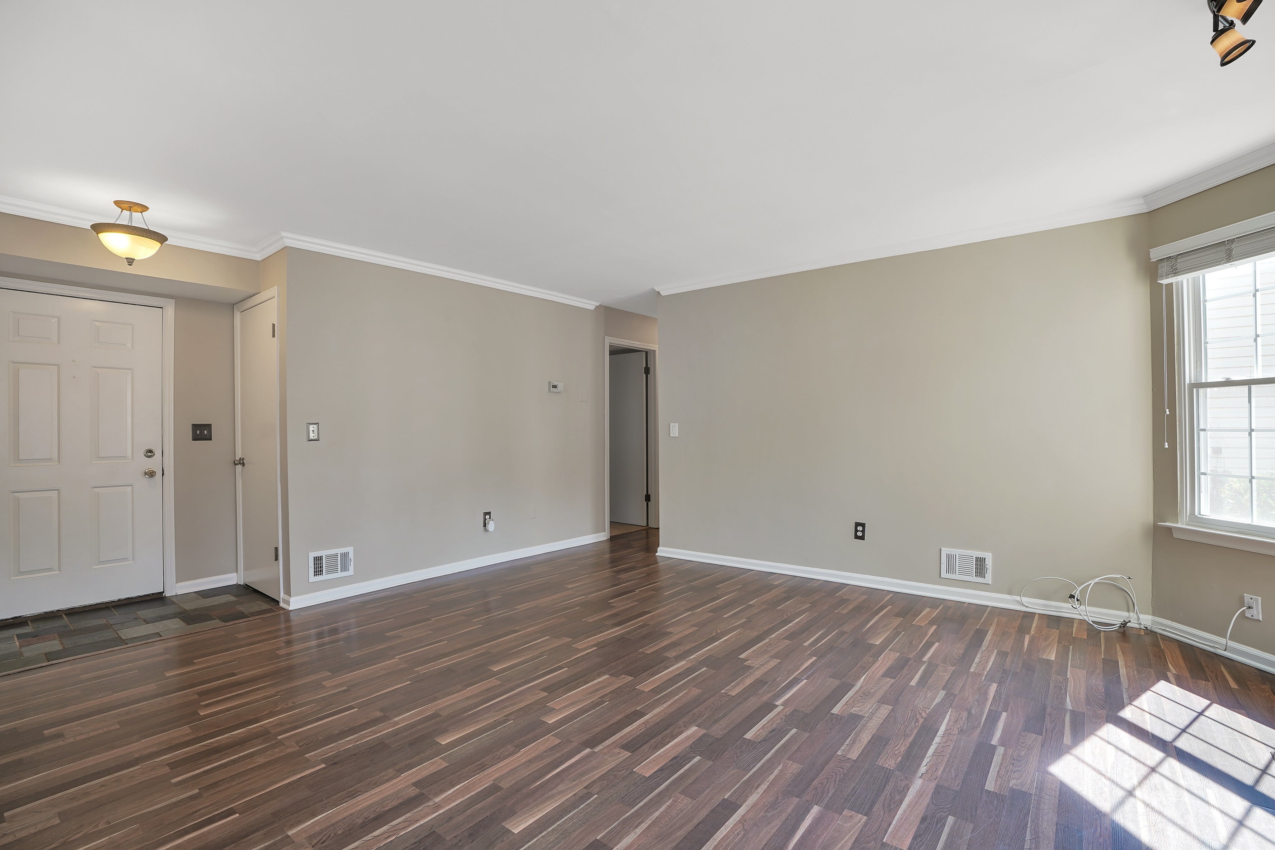 6 Dunbar Court