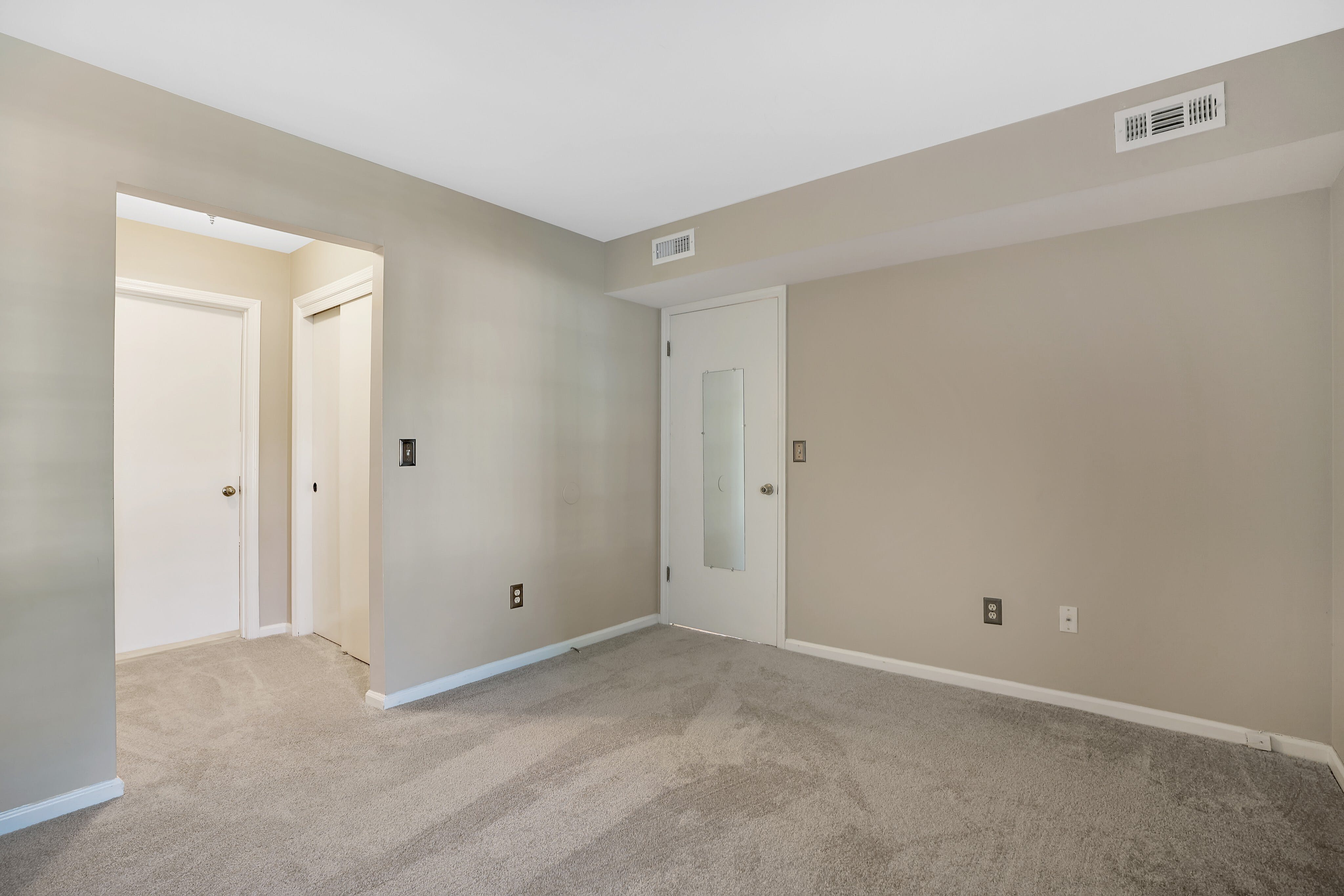 6 Dunbar Court