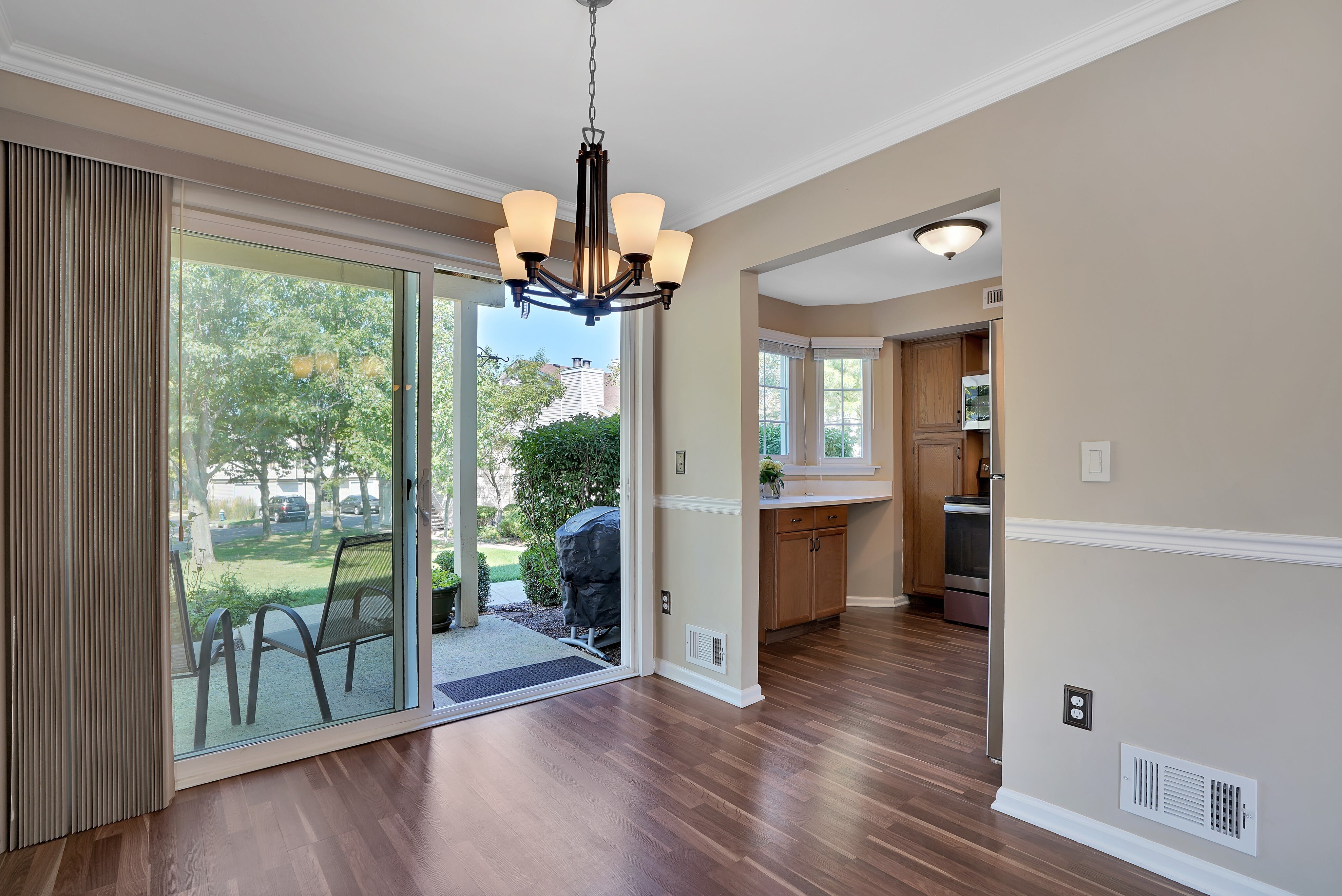 6 Dunbar Court