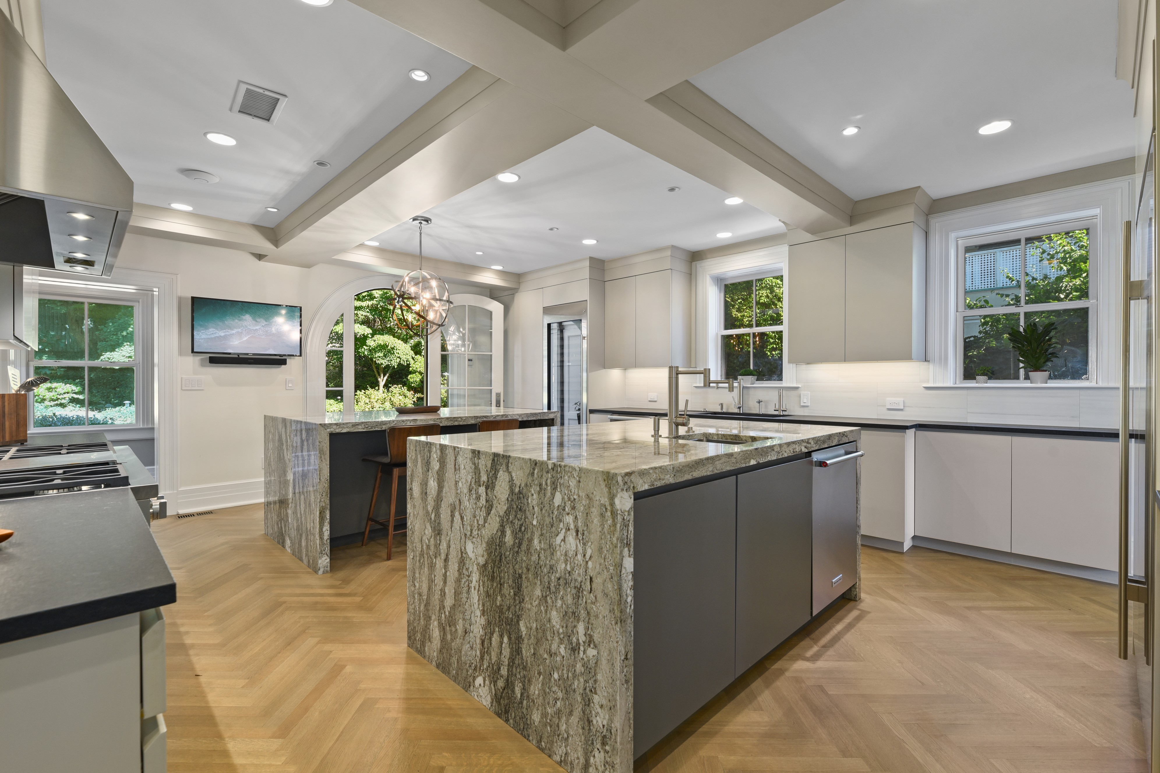 12 Prospect Avenue