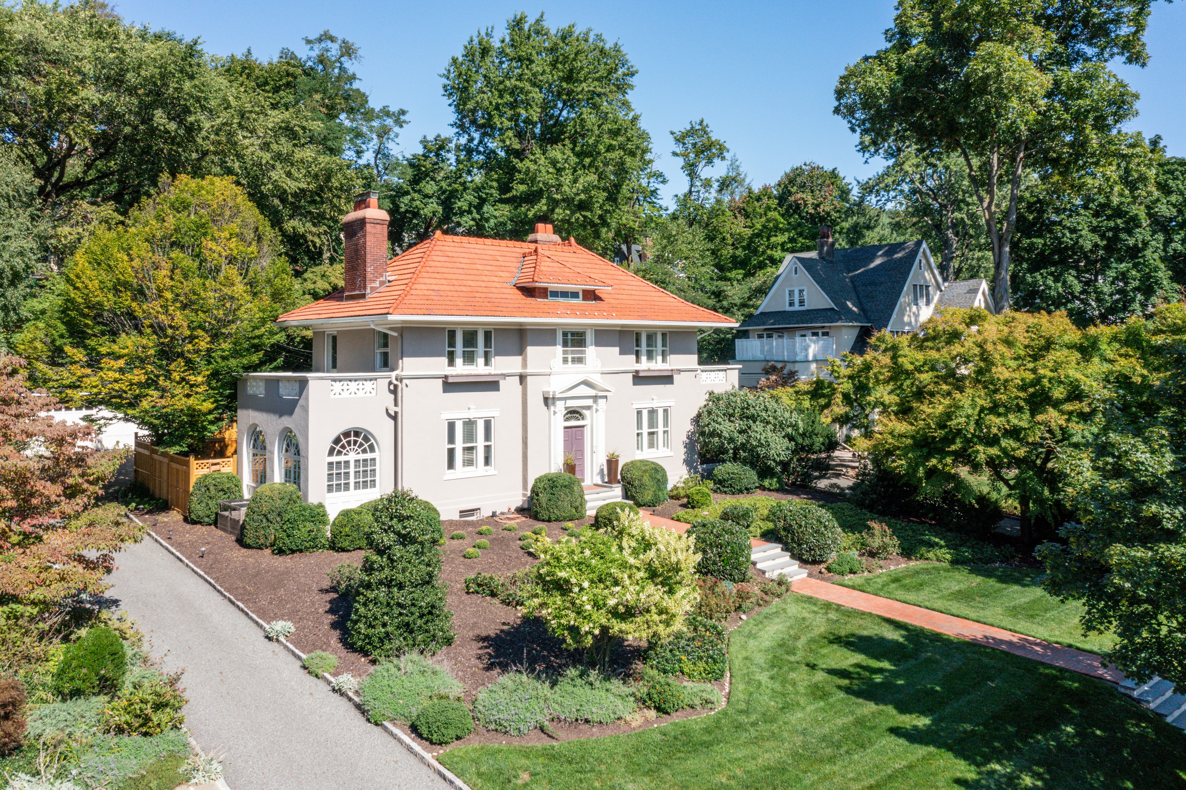12 Prospect Avenue