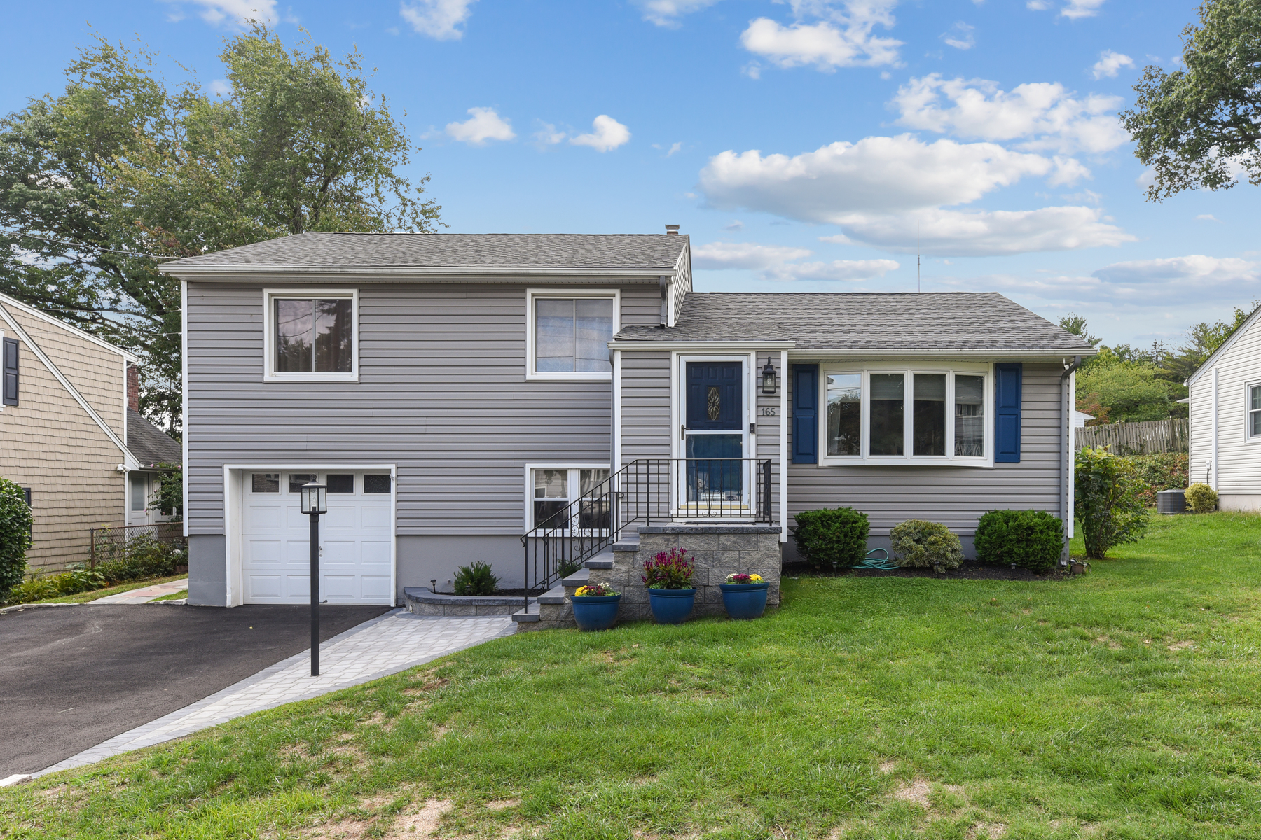 165 Henshaw Avenue