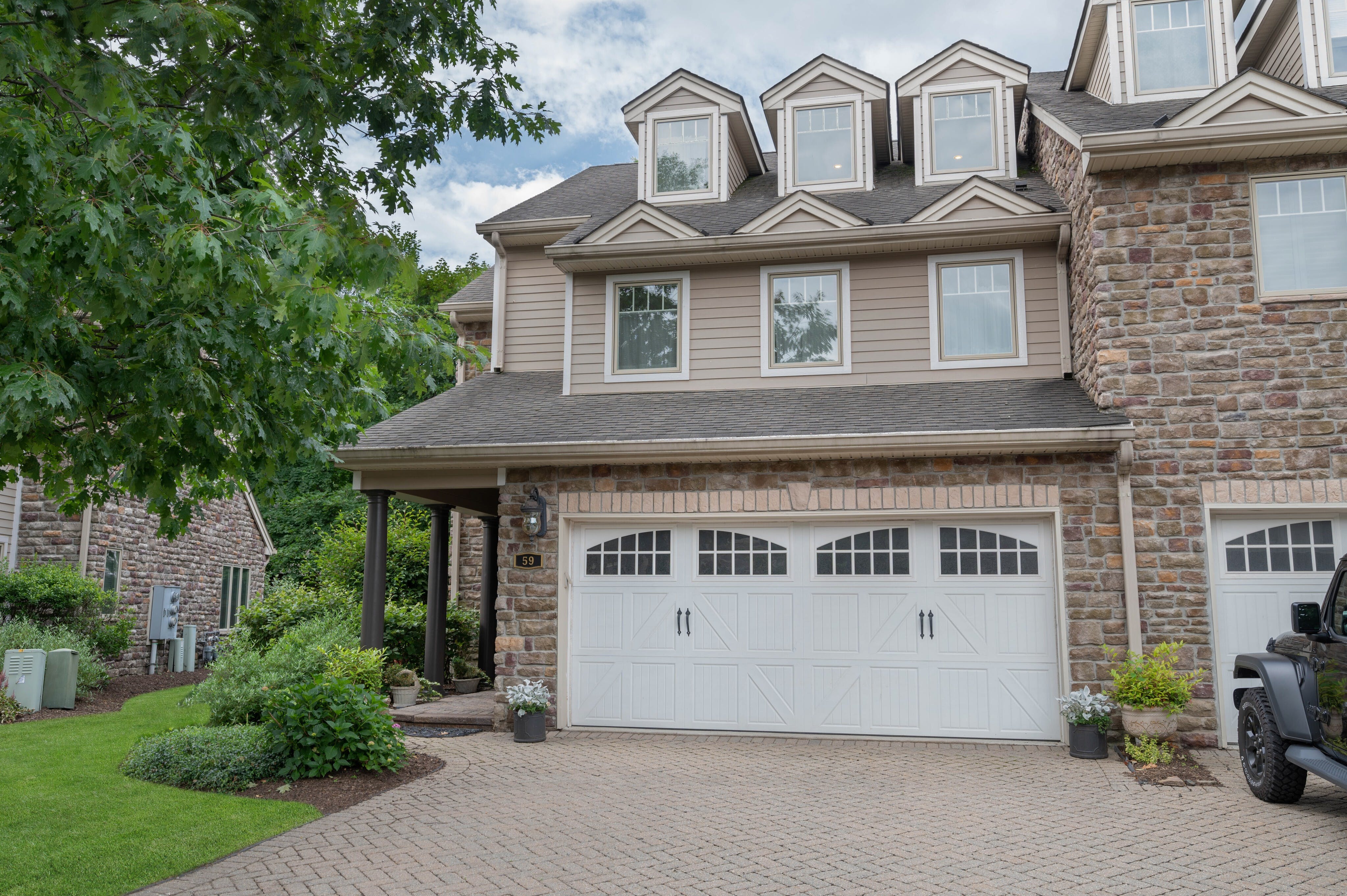 59 Eggers Court, #23.19
