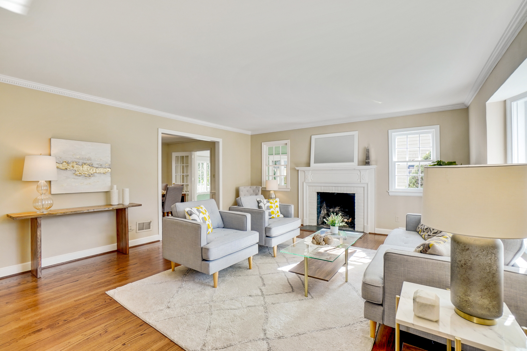 15 Glen Oaks Avenue