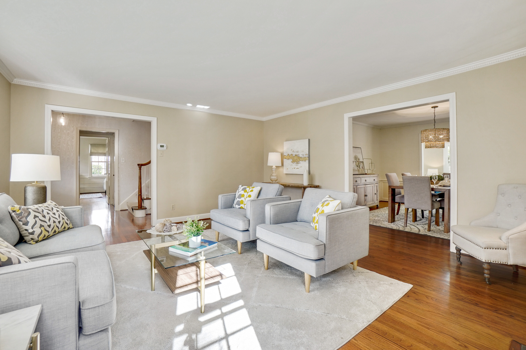 15 Glen Oaks Avenue