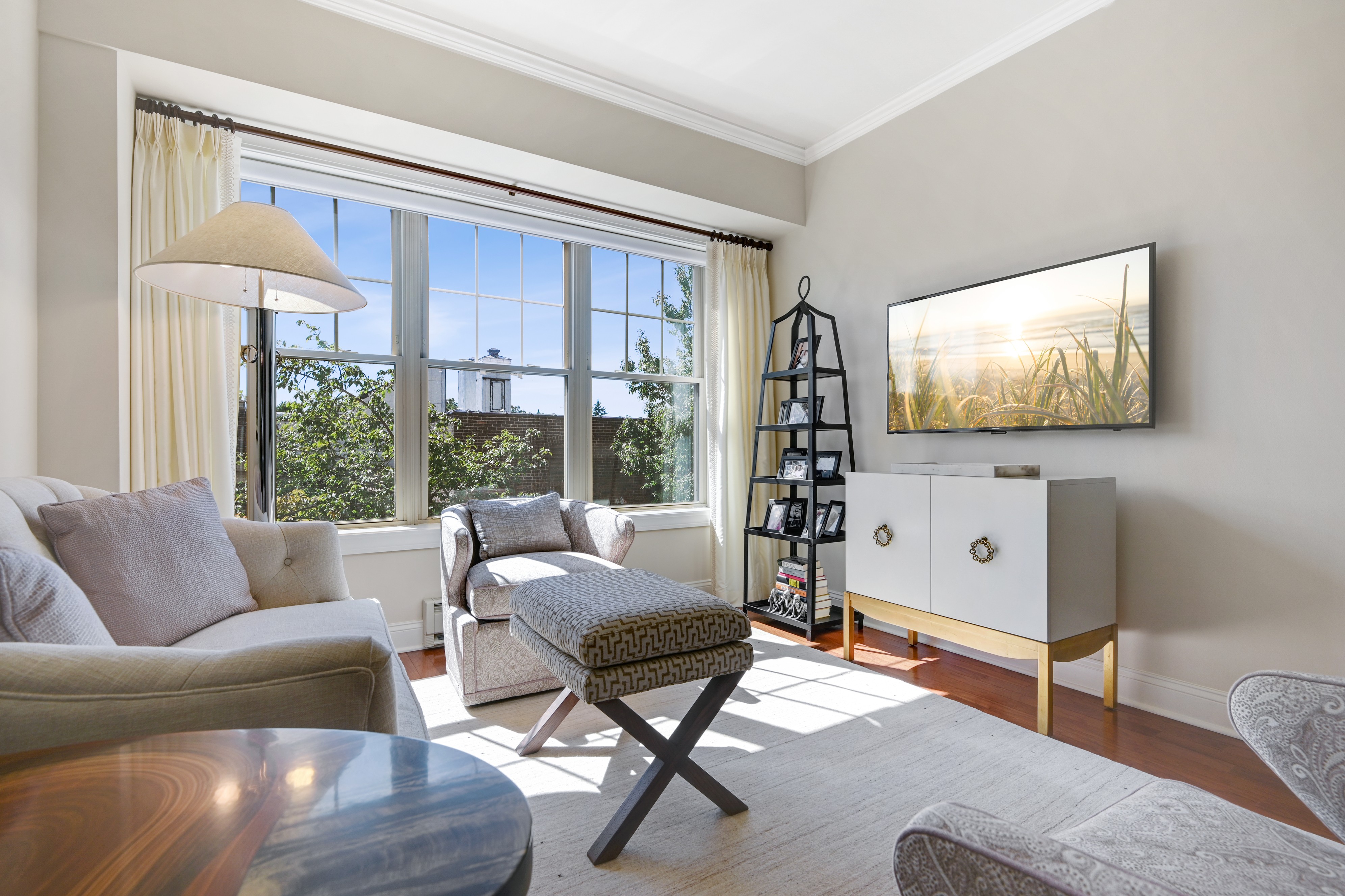 48 S. Park Street, #402