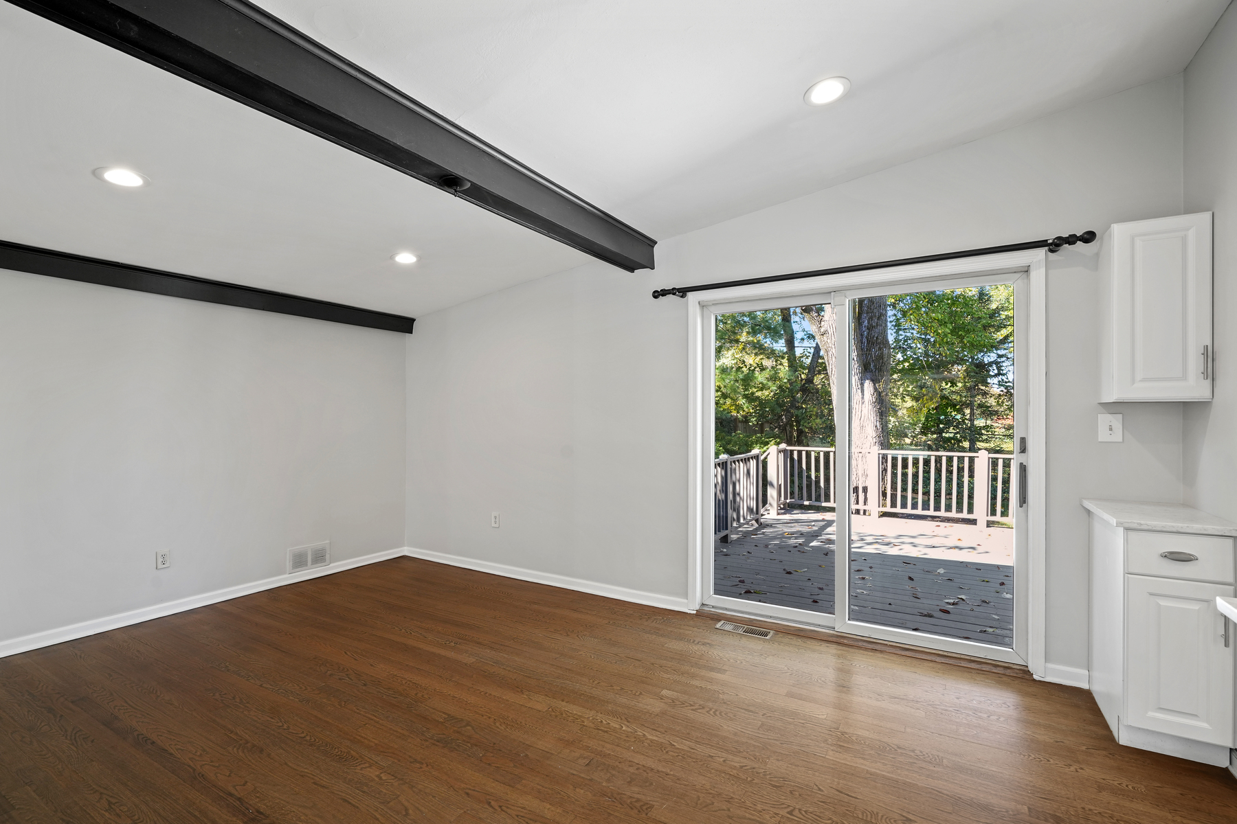 39 Canoe Brook Parkway
