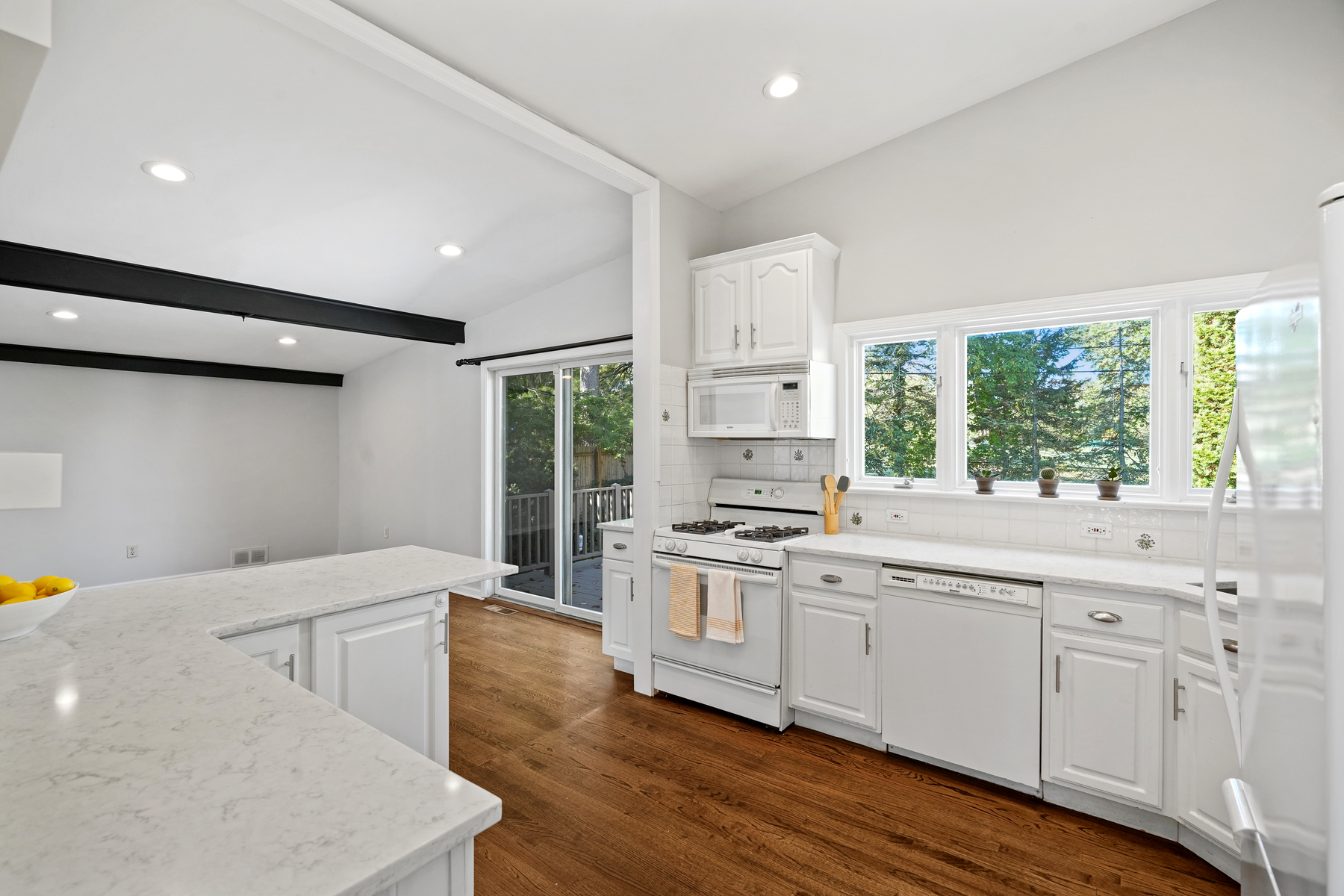 39 Canoe Brook Parkway