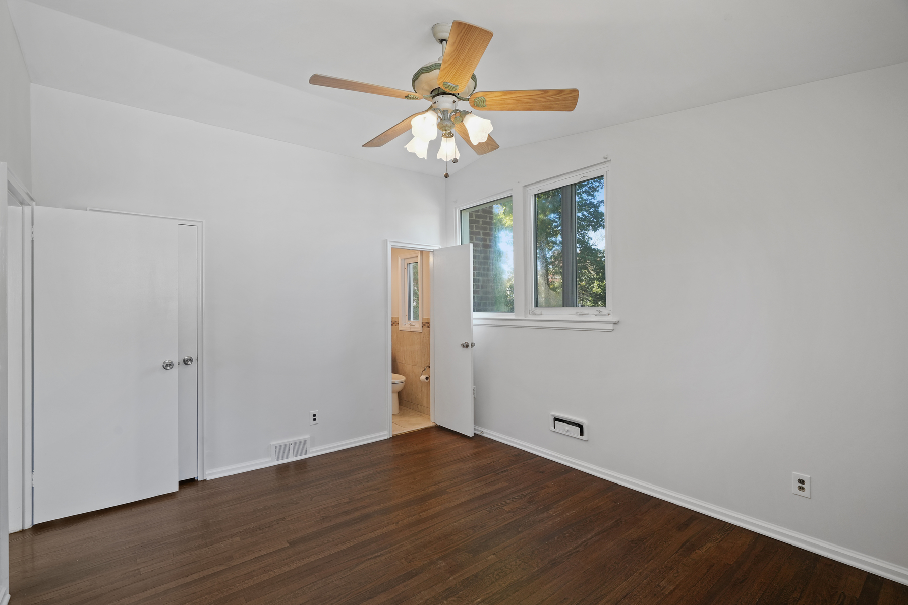 39 Canoe Brook Parkway