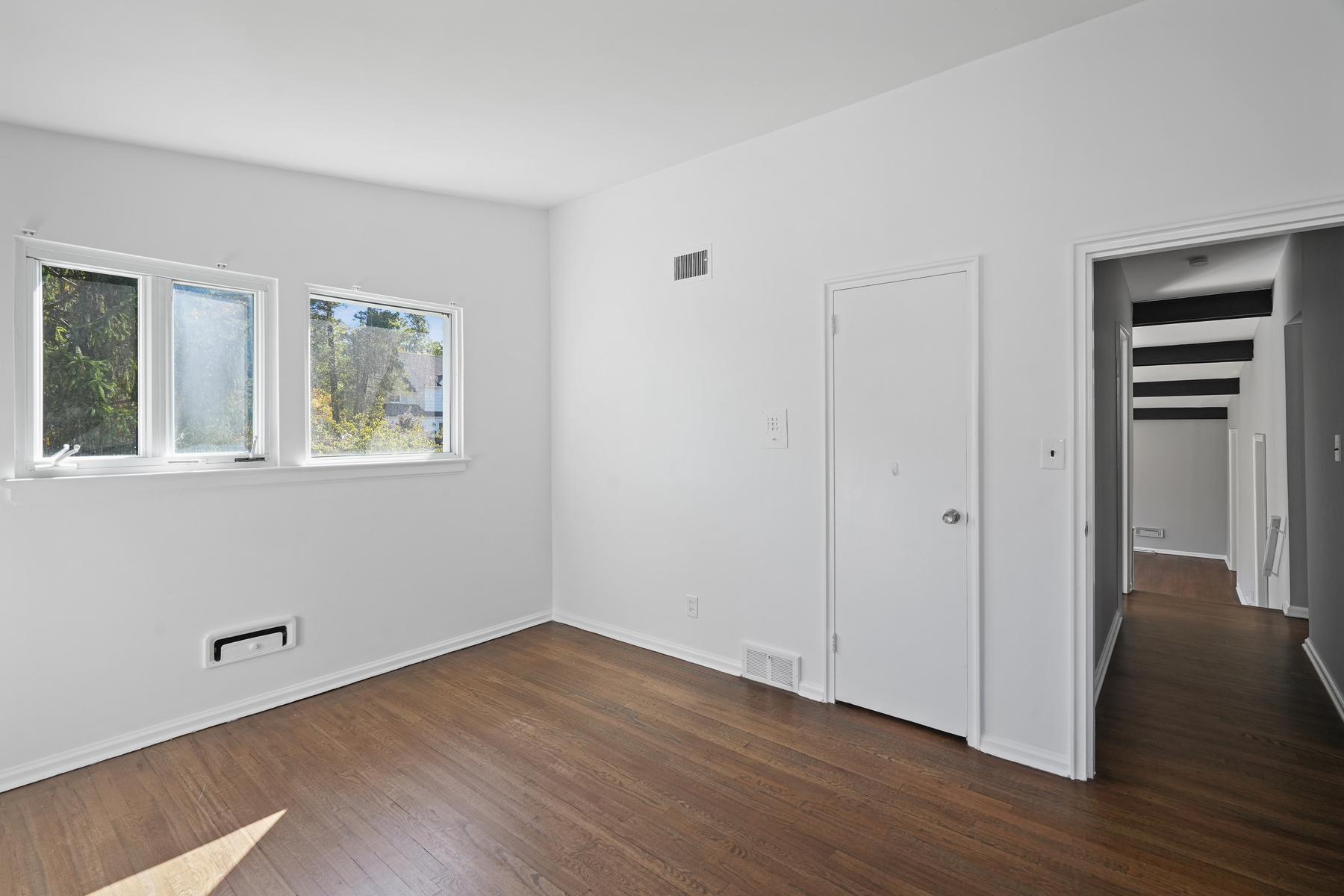 39 Canoe Brook Parkway
