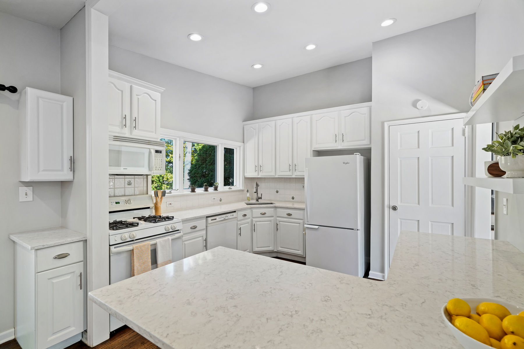 39 Canoe Brook Parkway
