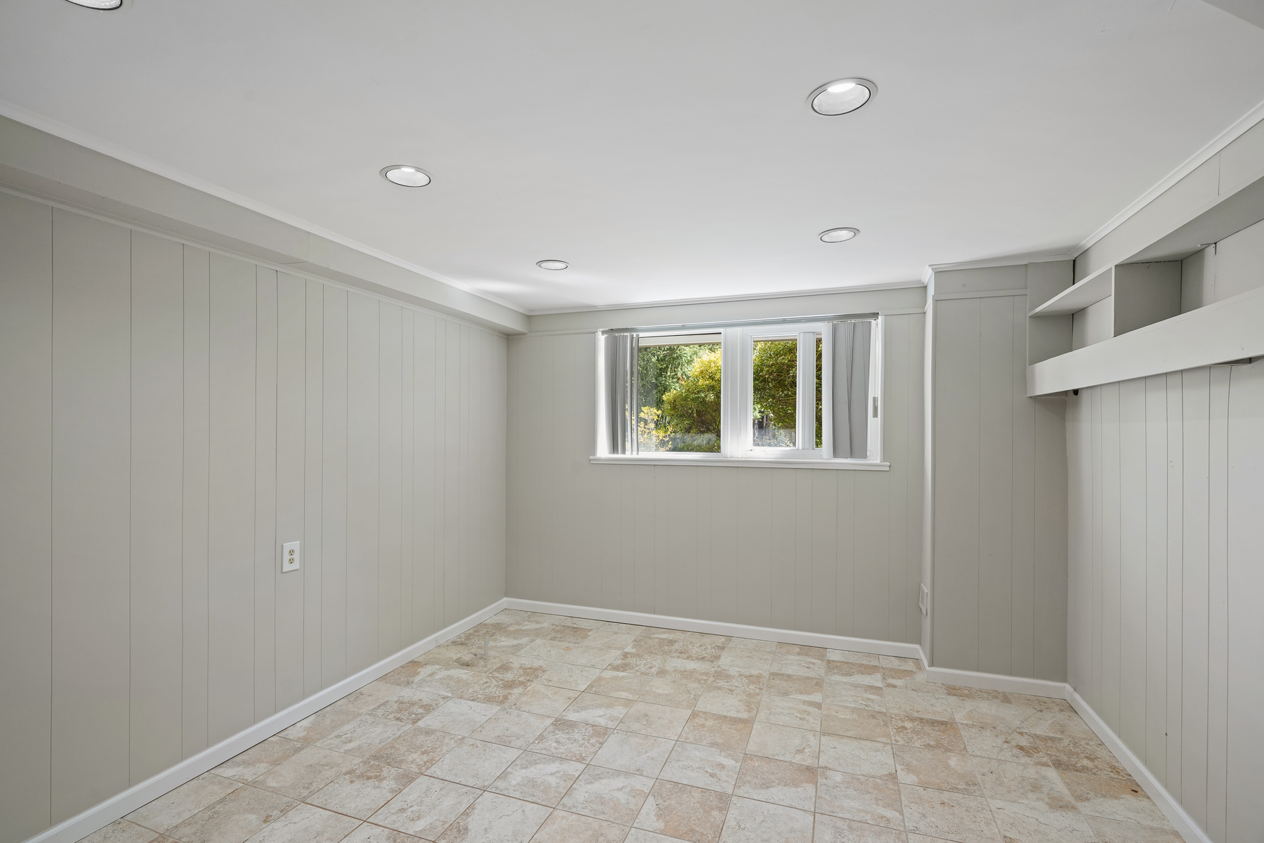 39 Canoe Brook Parkway