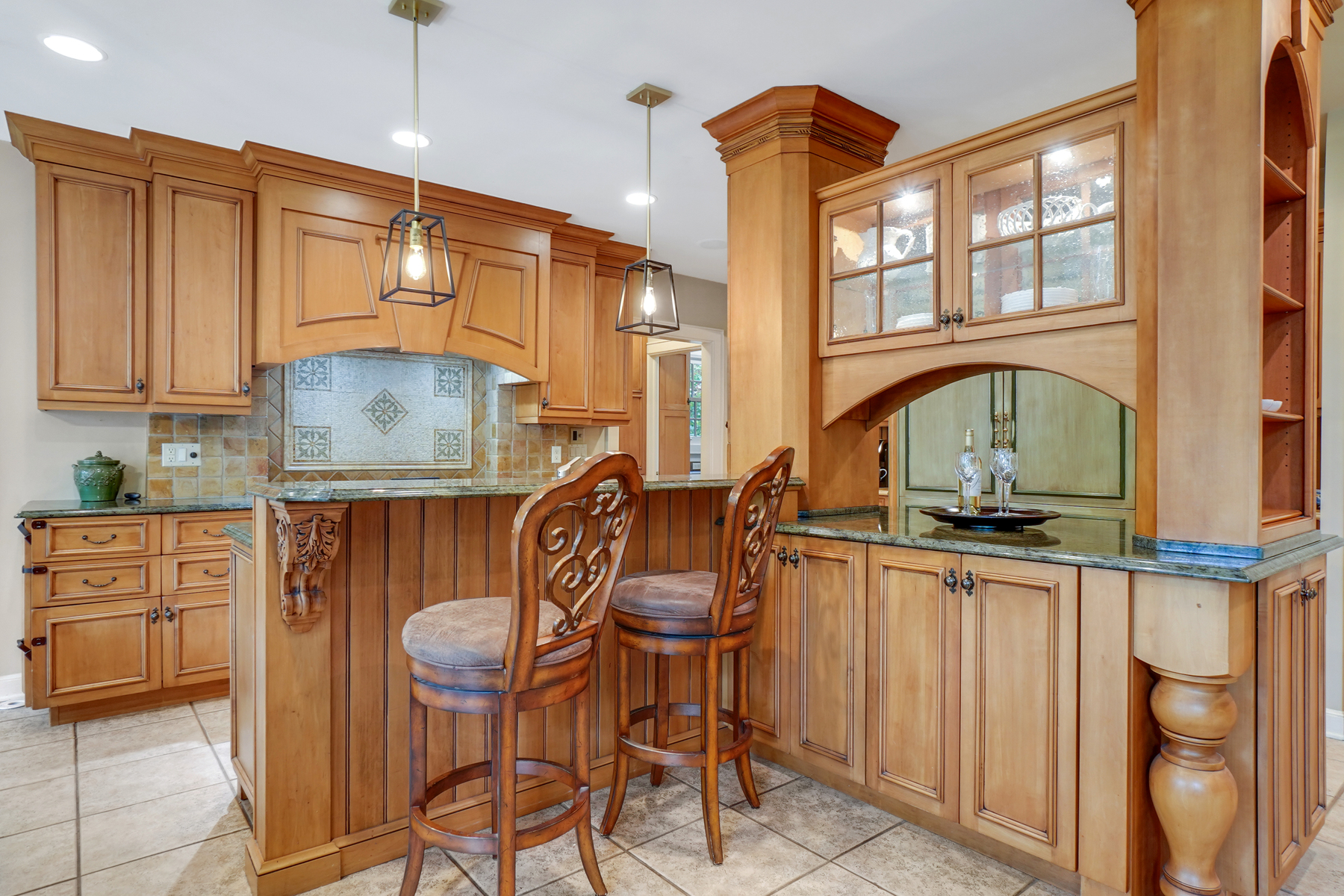 43 Canoe Brook Parkway