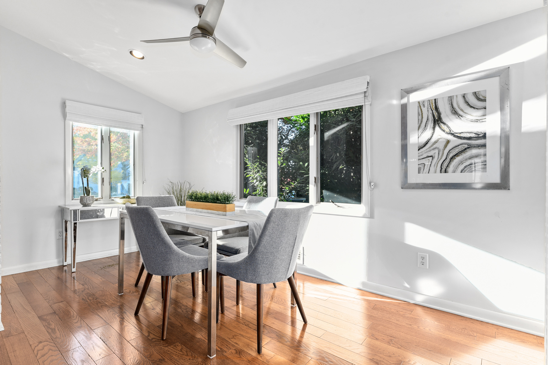 11 Harvey Drive