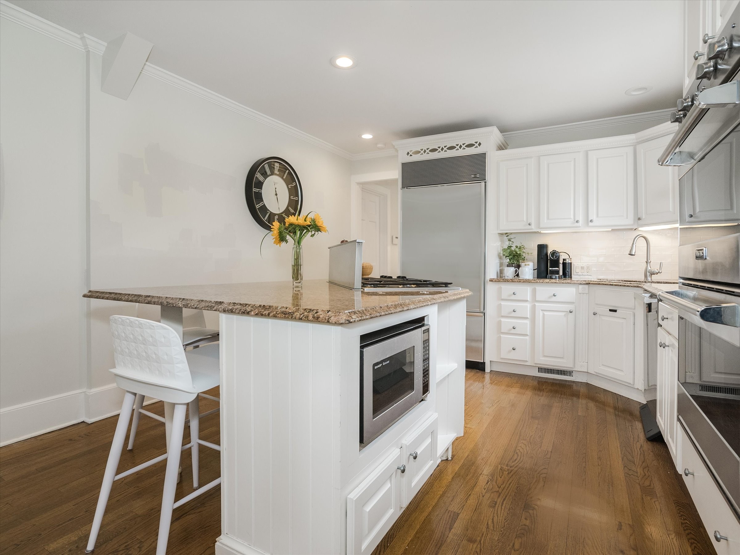 2 Lynwood Way 