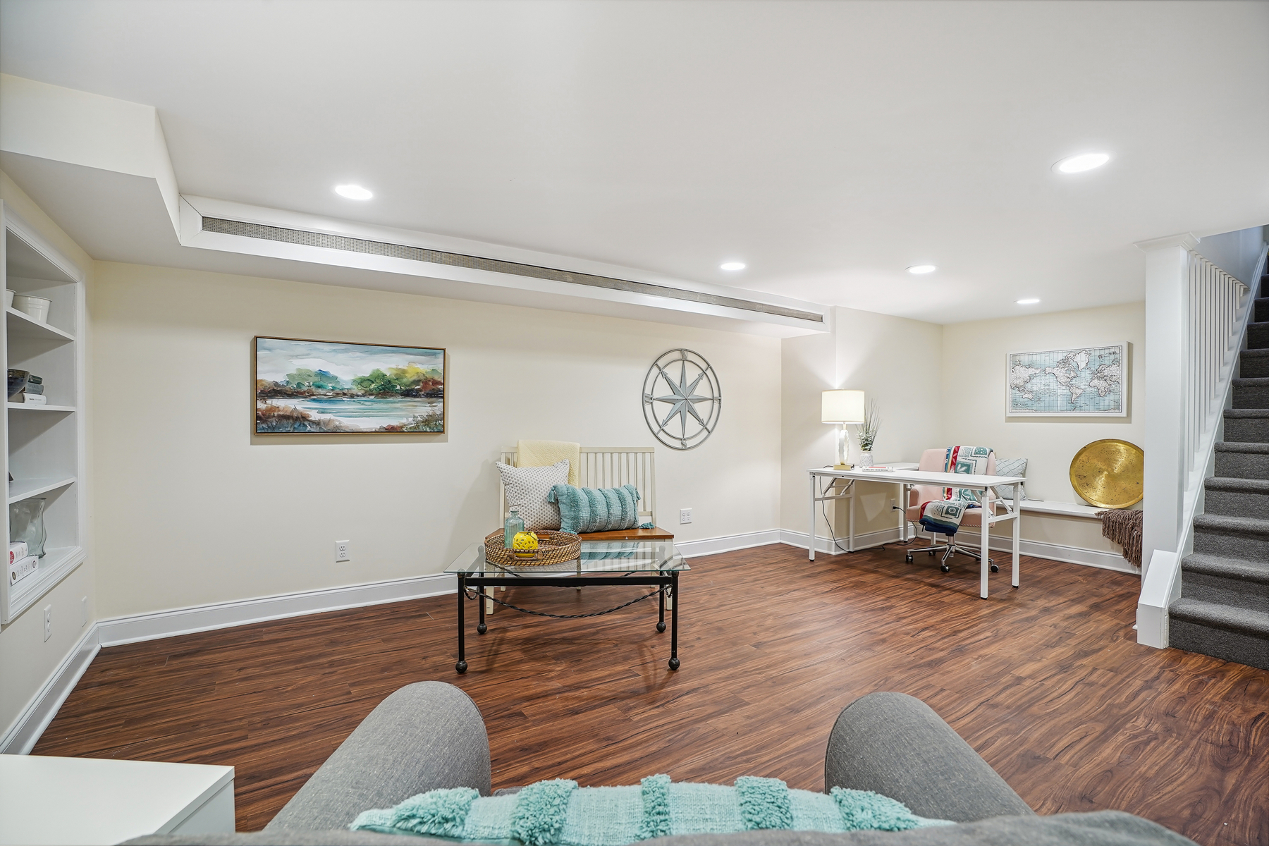 2087 Lyde Place 
