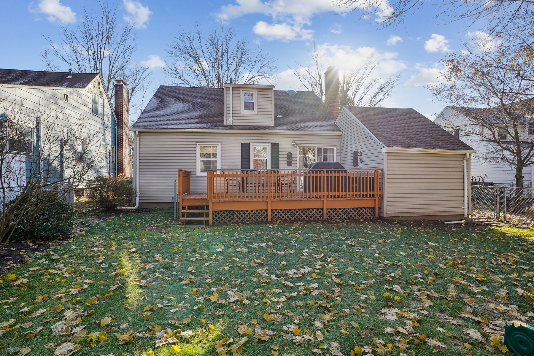 2087 Lyde Place 