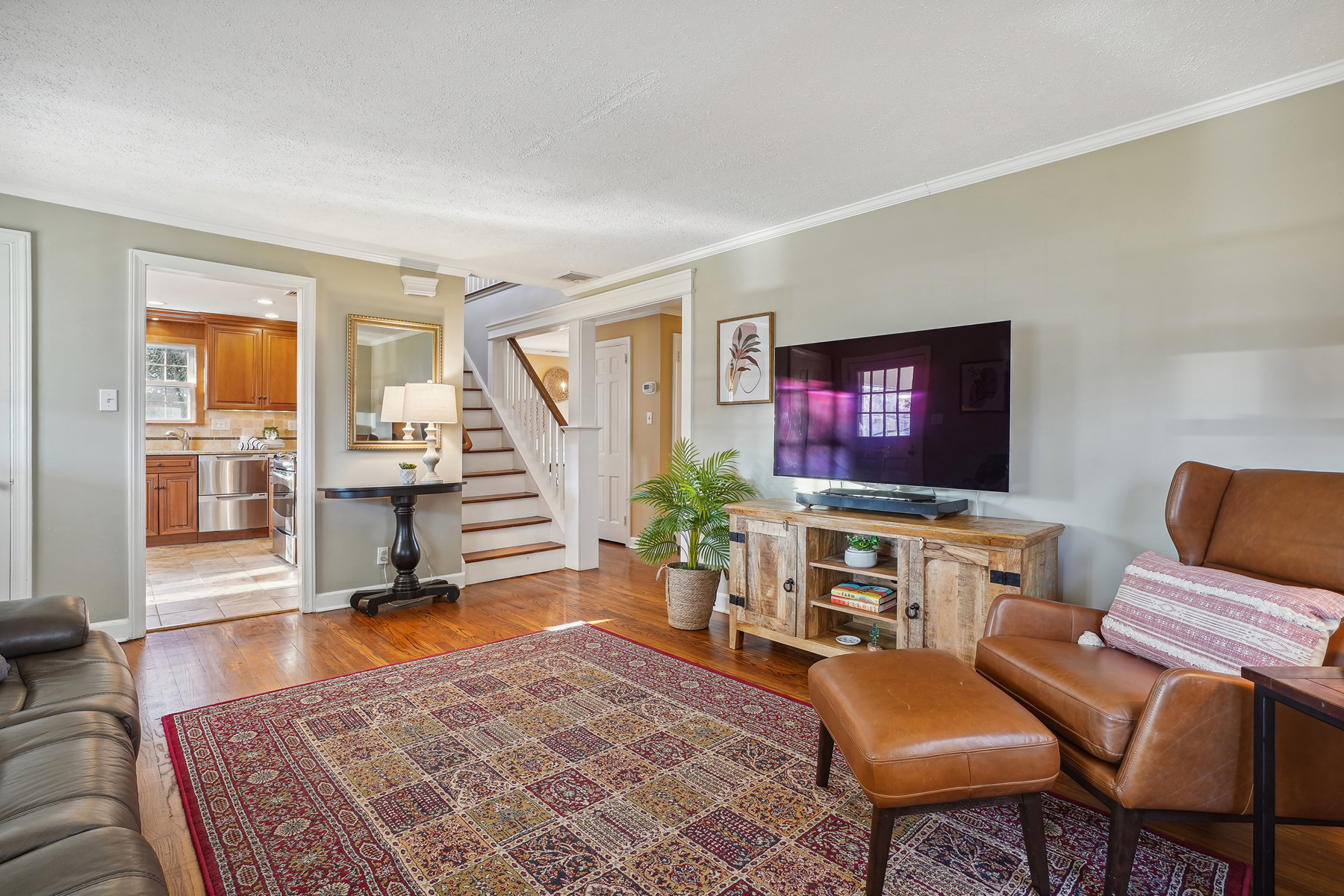 2087 Lyde Place 