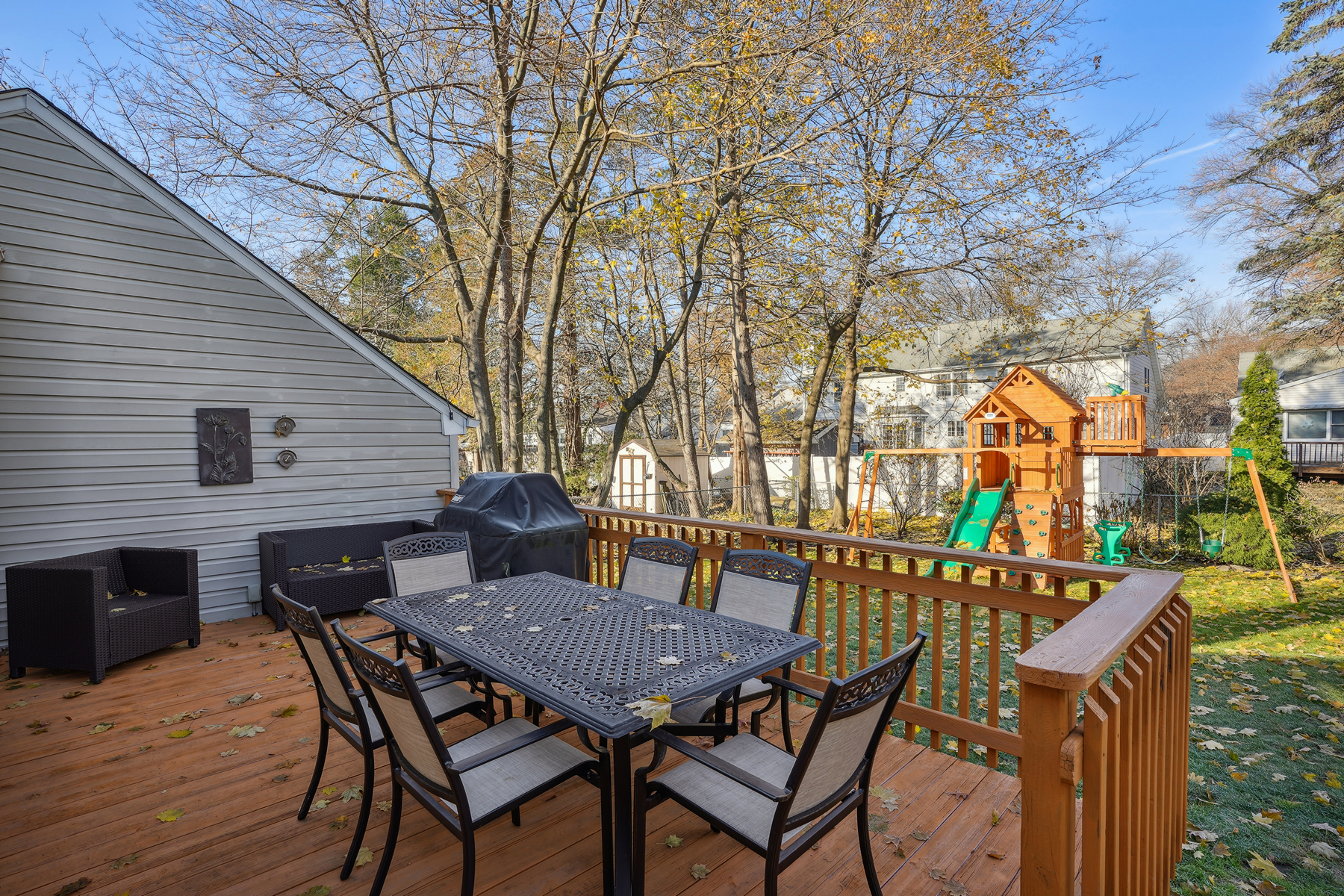 2087 Lyde Place 