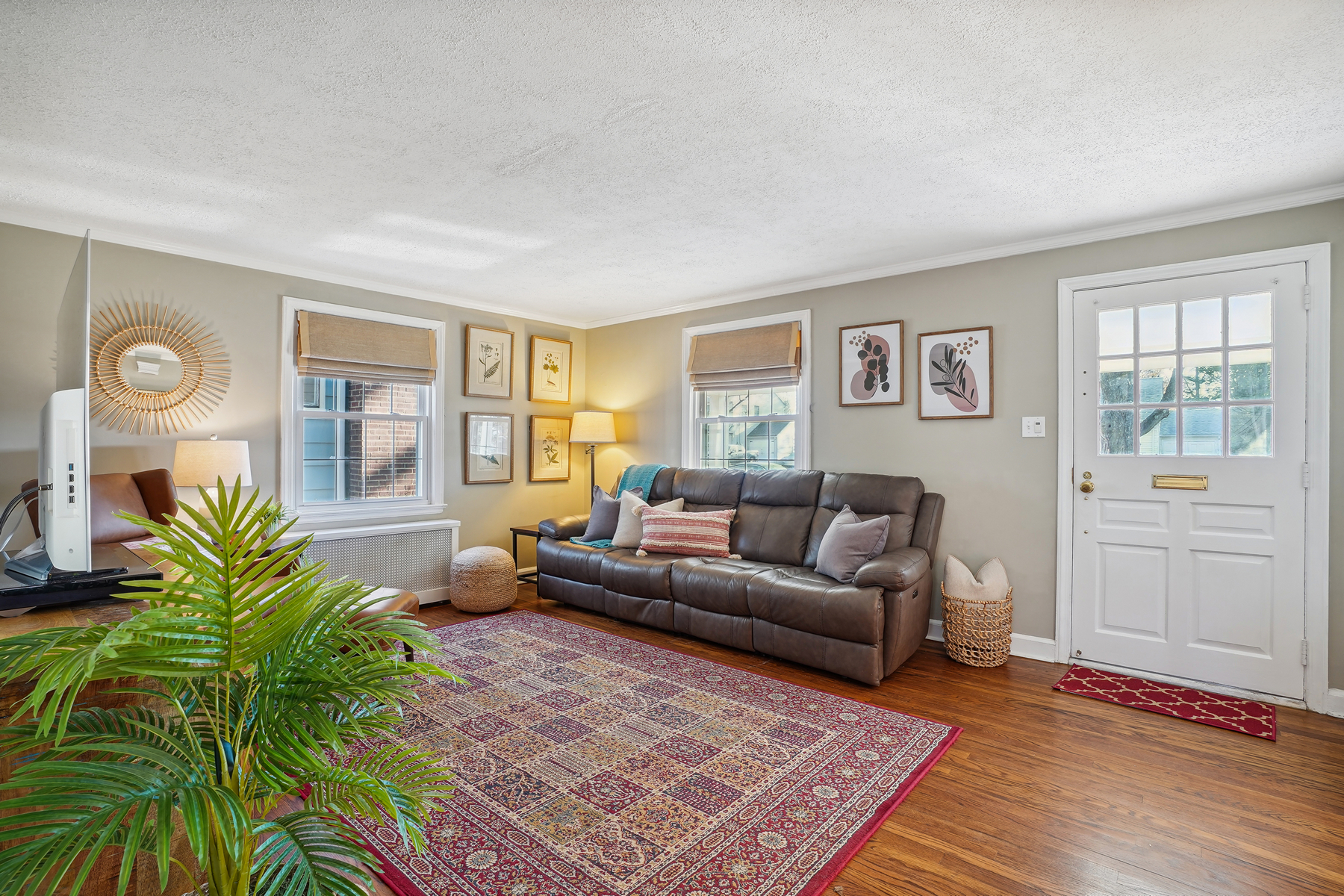 2087 Lyde Place 