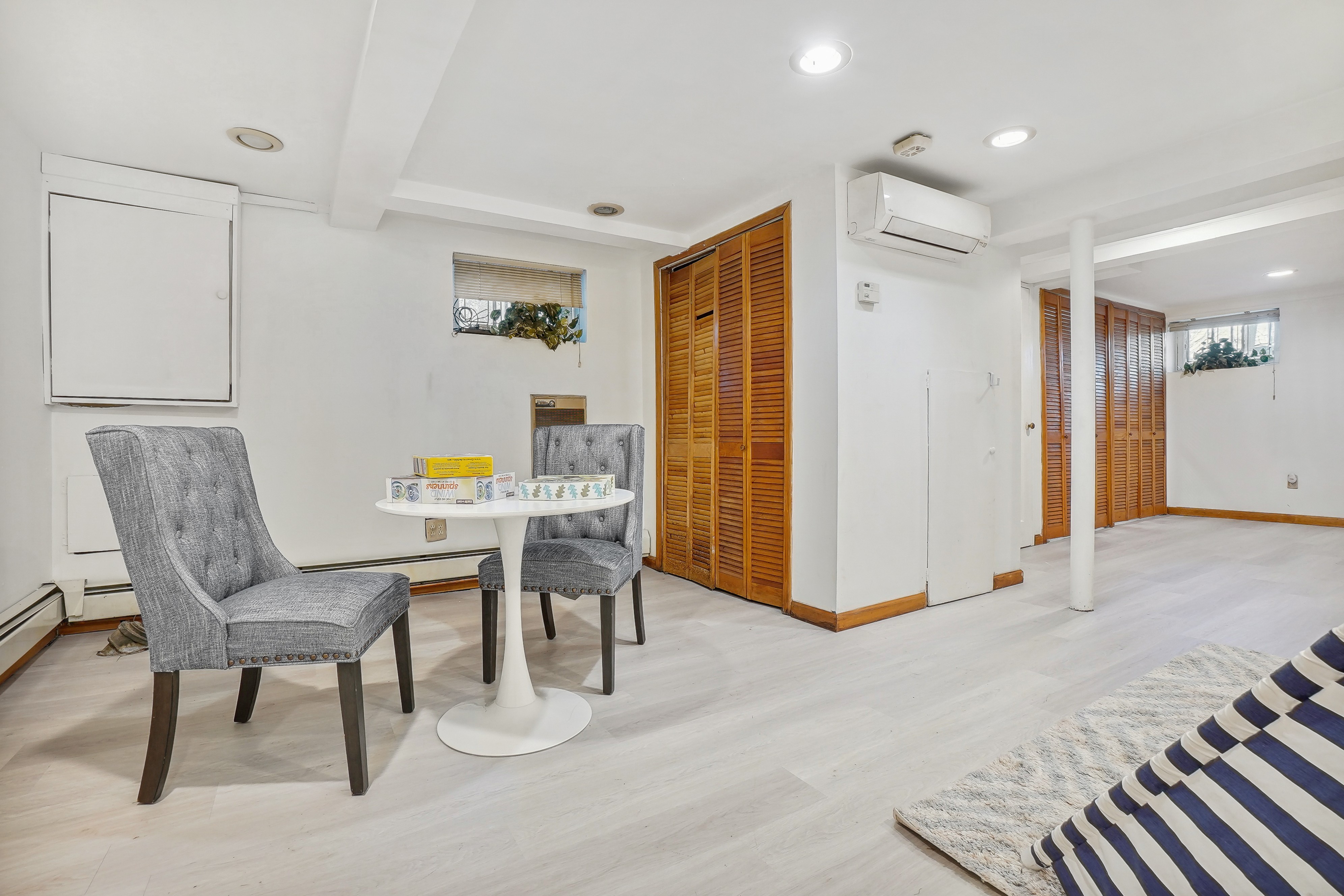 7 Pleasant Avenue