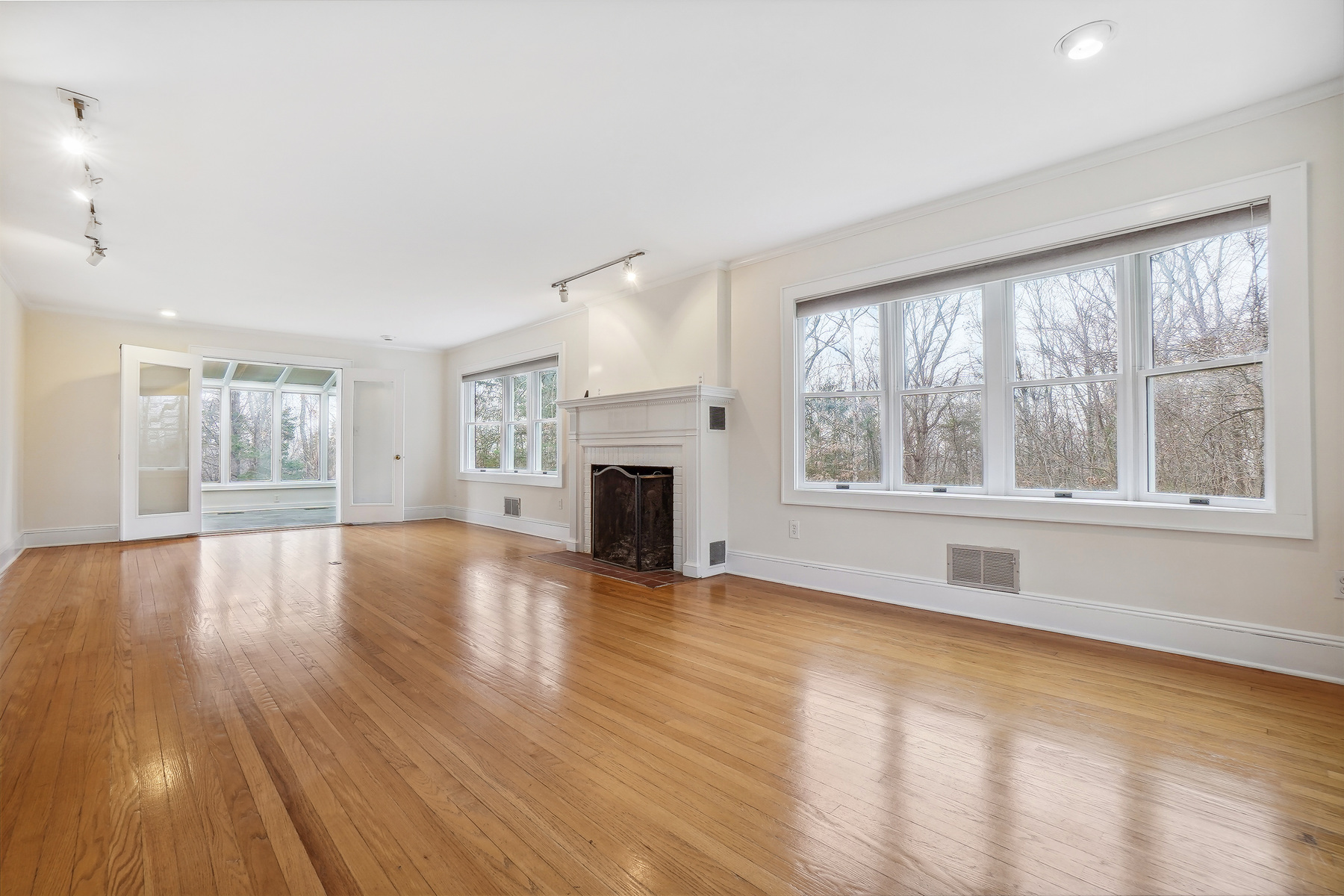 46 Fredonia Road