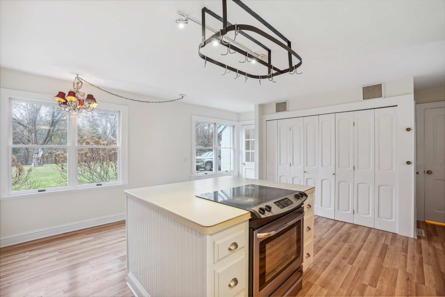46 Fredonia Road