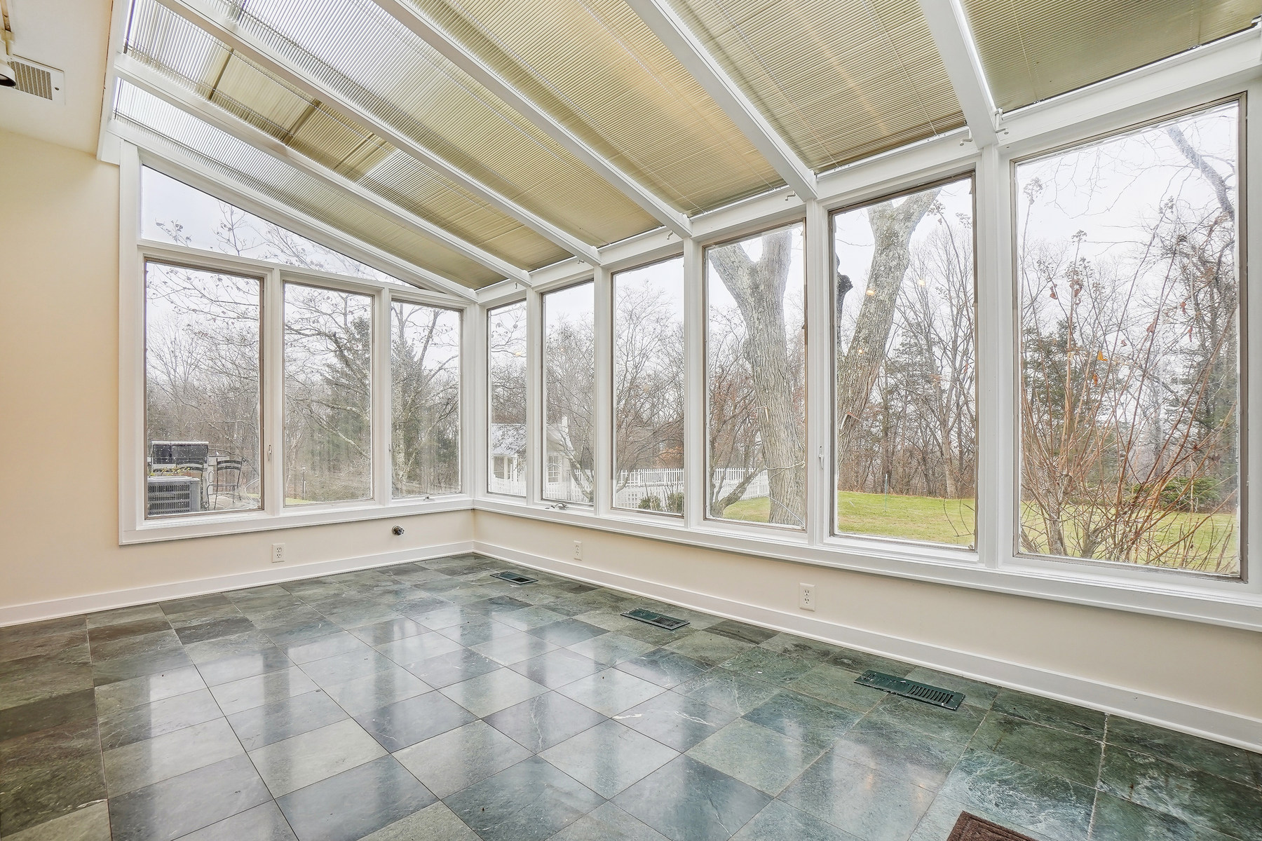 46 Fredonia Road