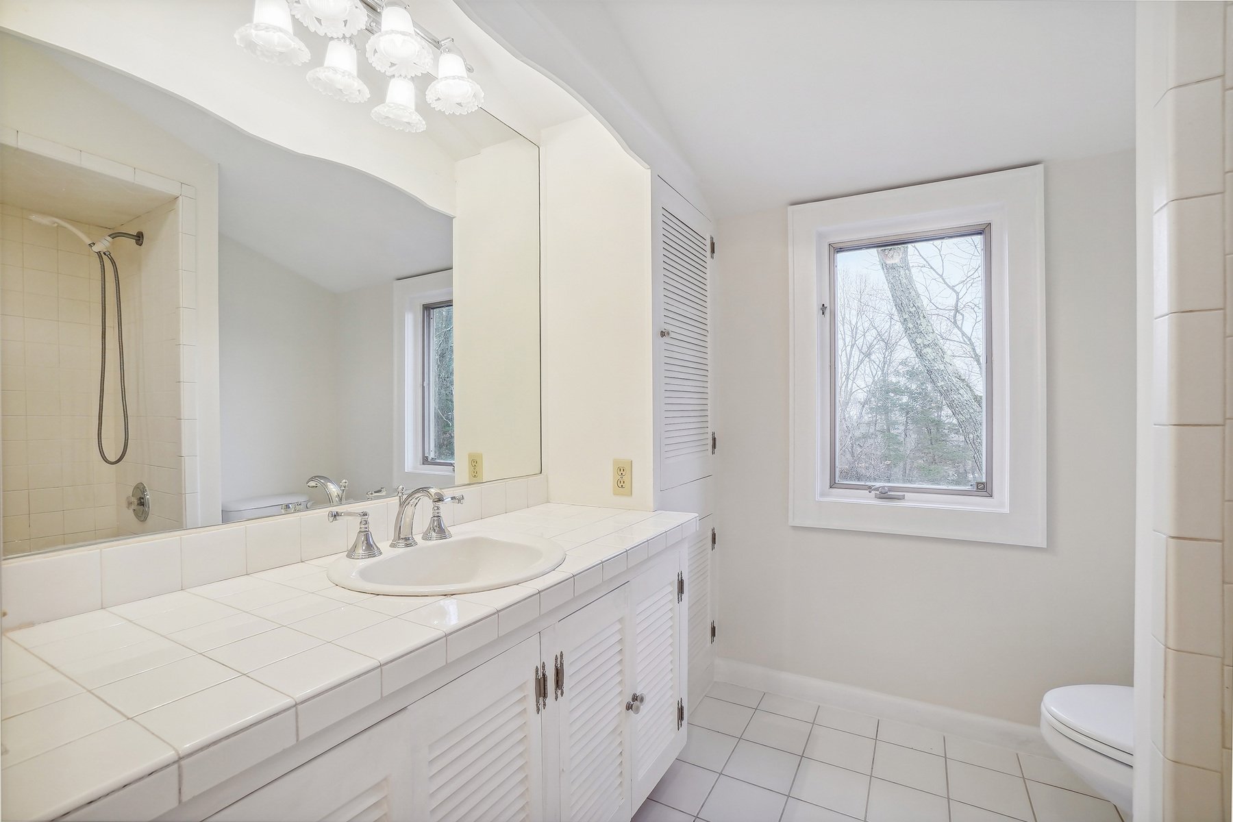 46 Fredonia Road