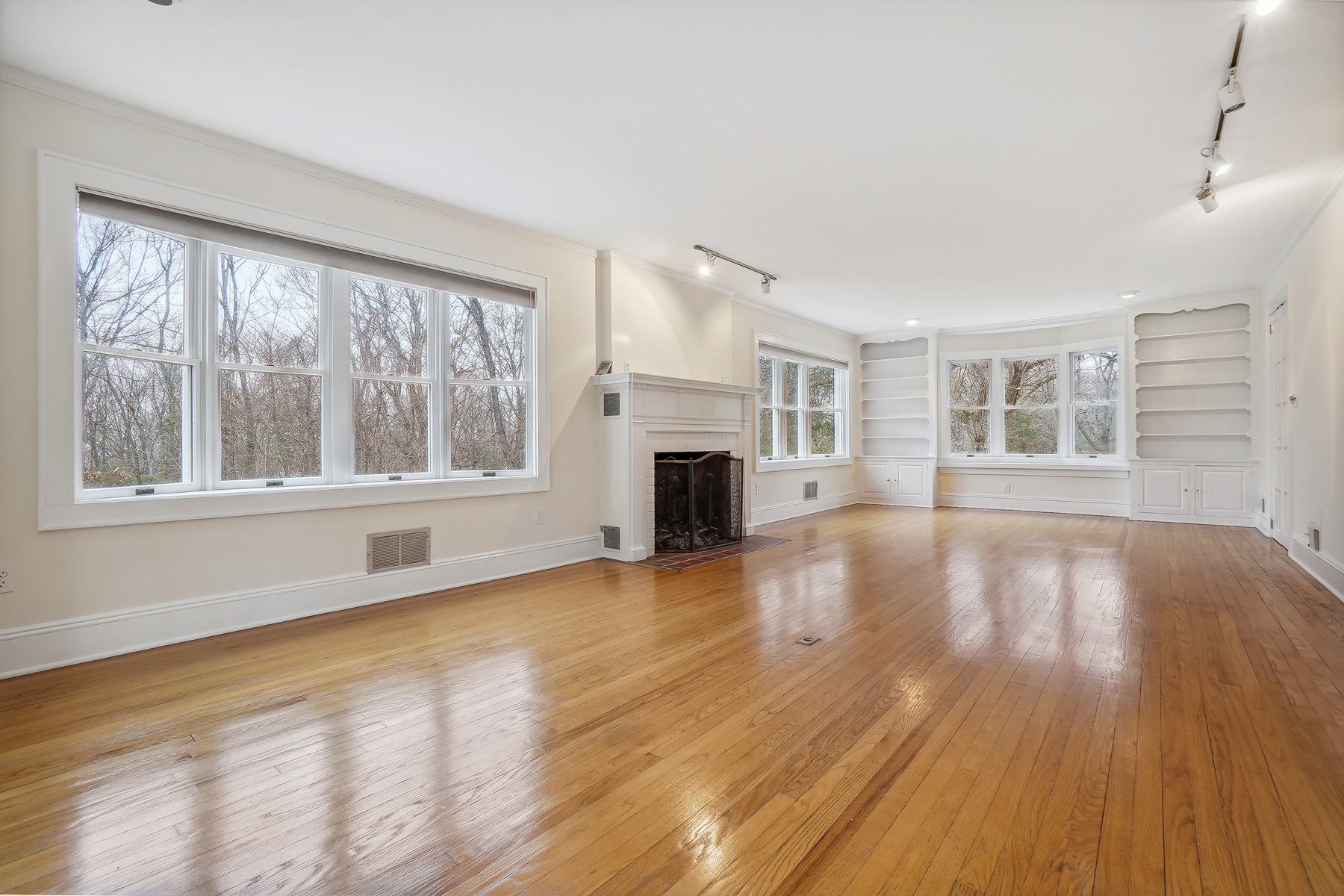 46 Fredonia Road
