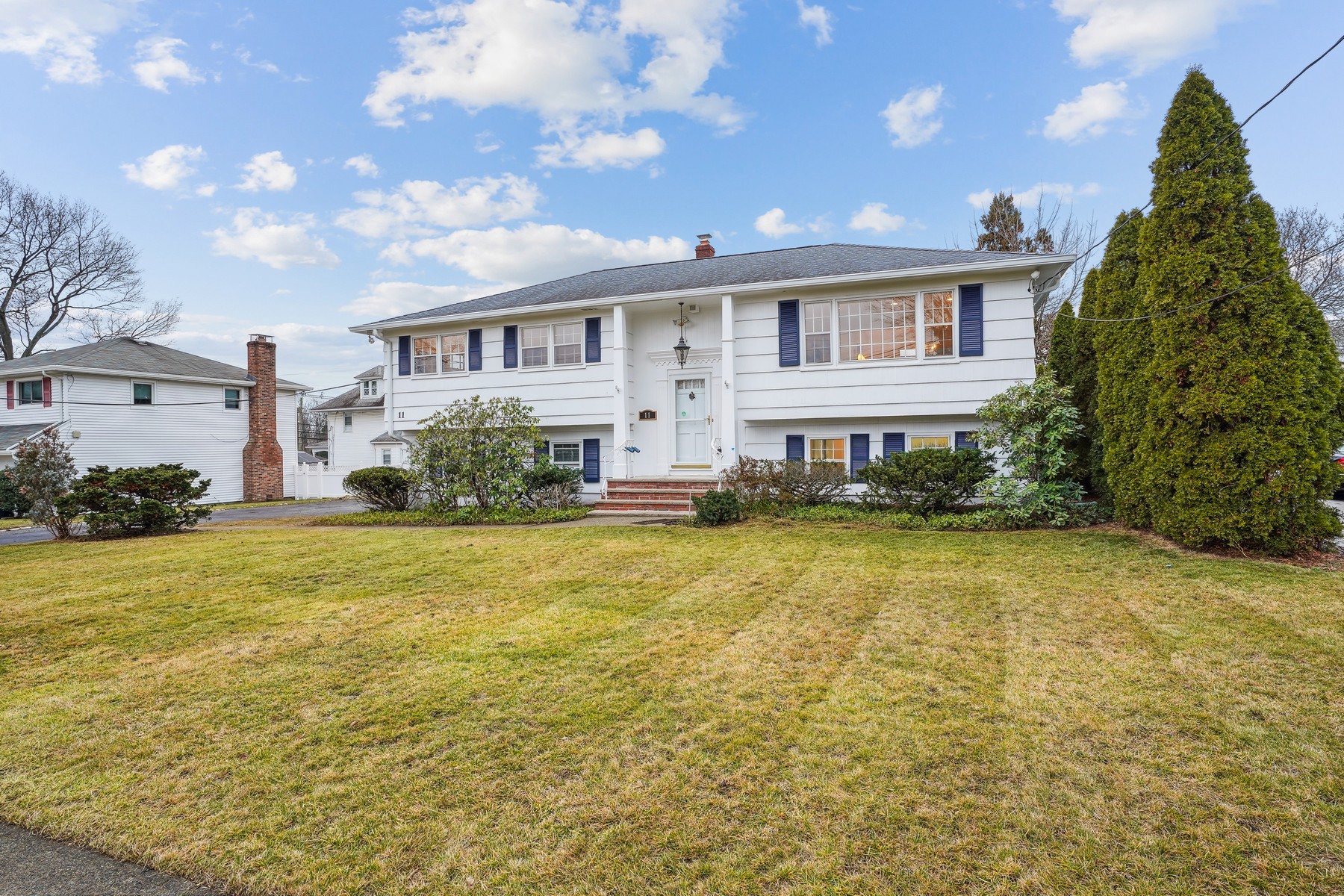 11 Ronald Drive