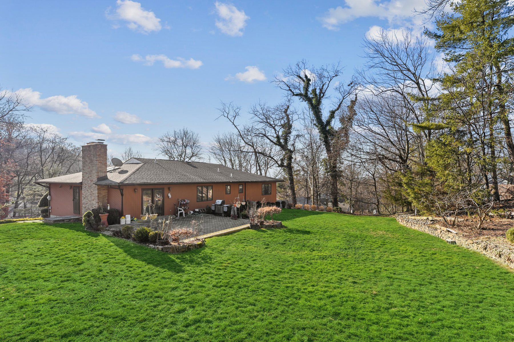 261 East Northfield Road