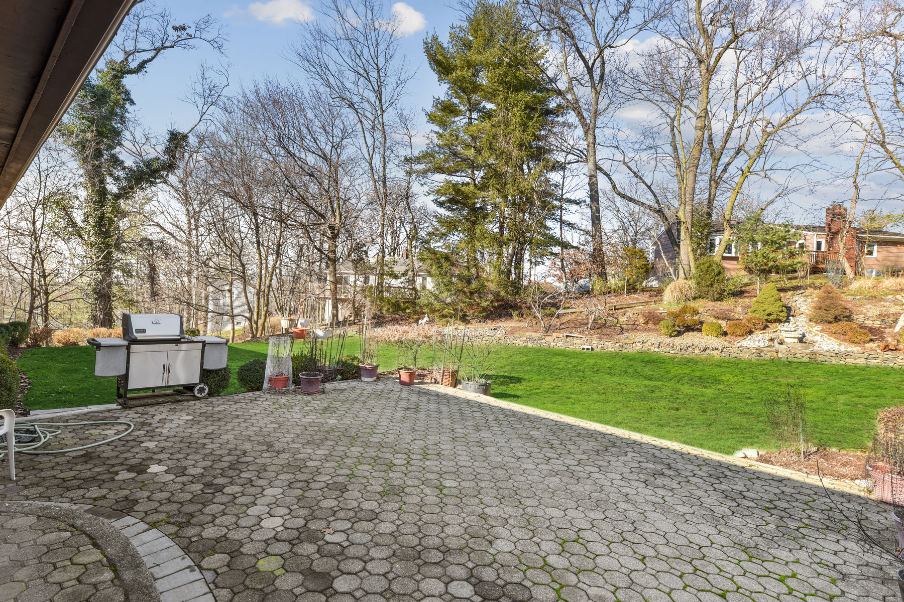 261 East Northfield Road