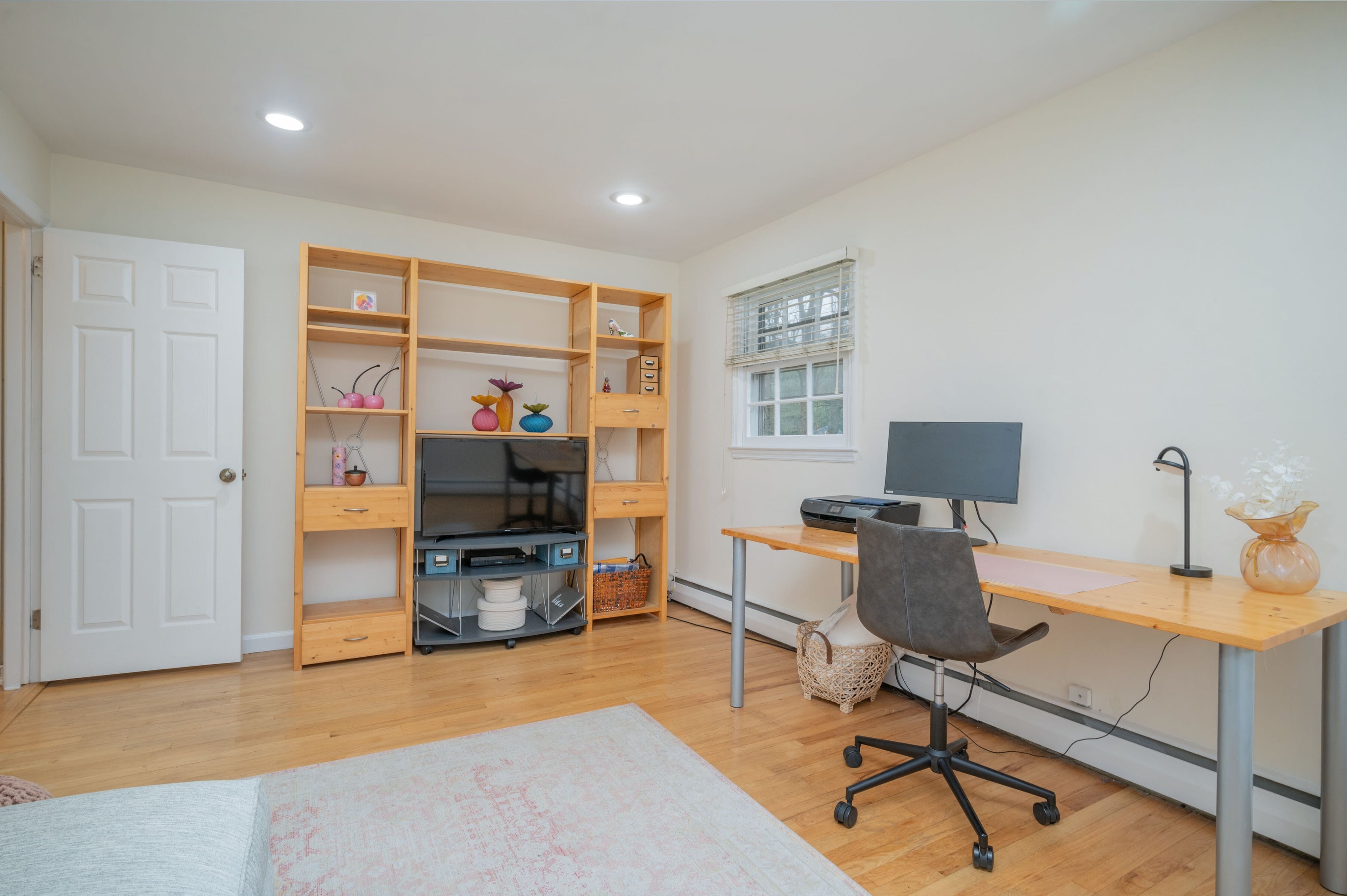 38 Ascot Way