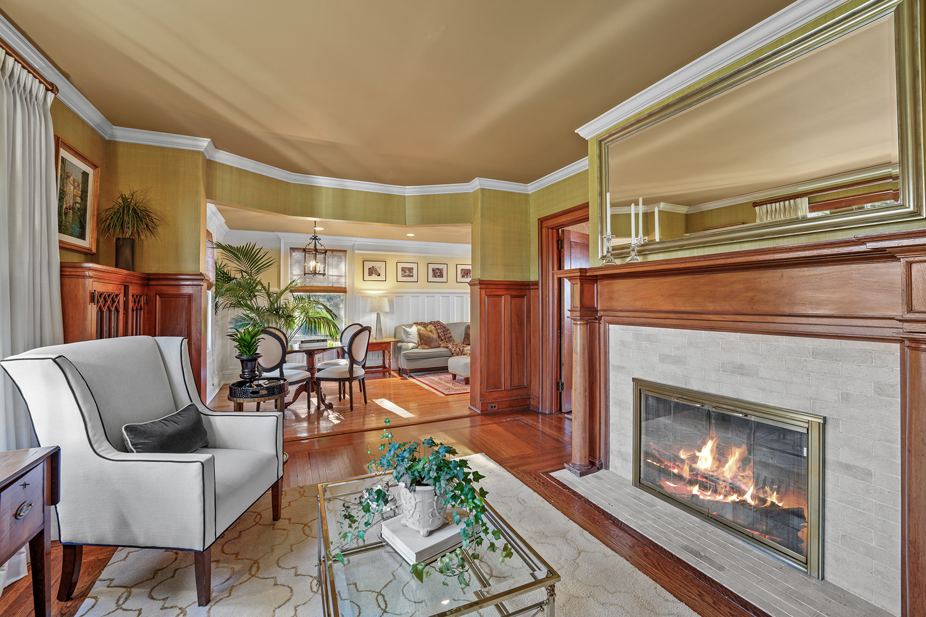 320 Summit Avenue