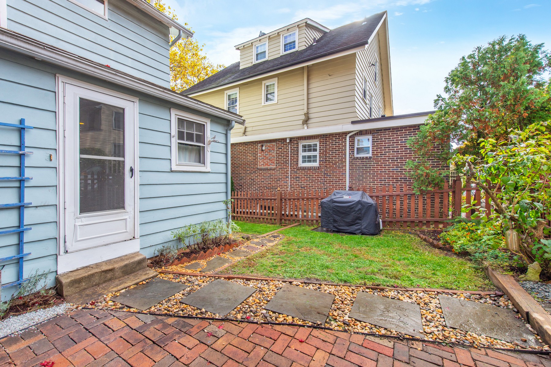 142 Essex Avenue