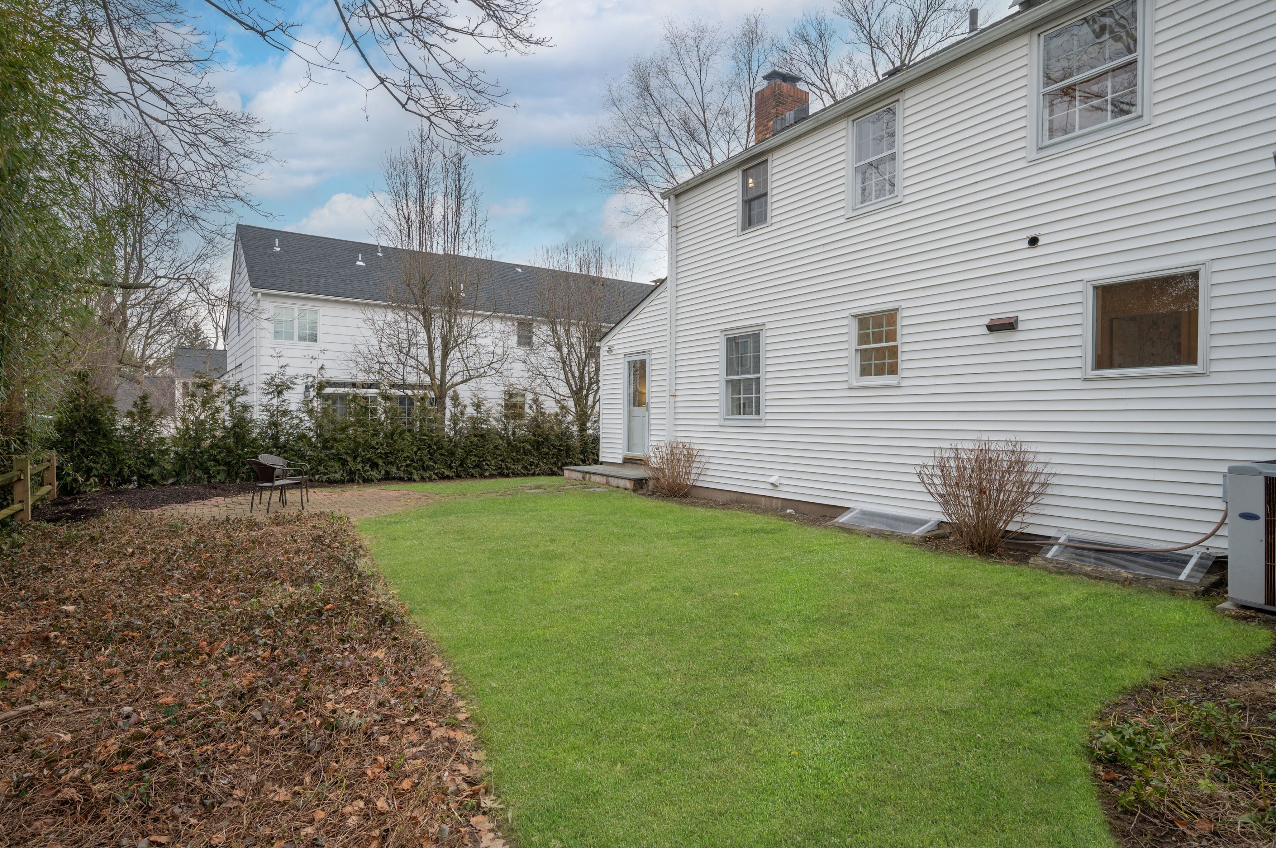 154 Kent Place Boulevard