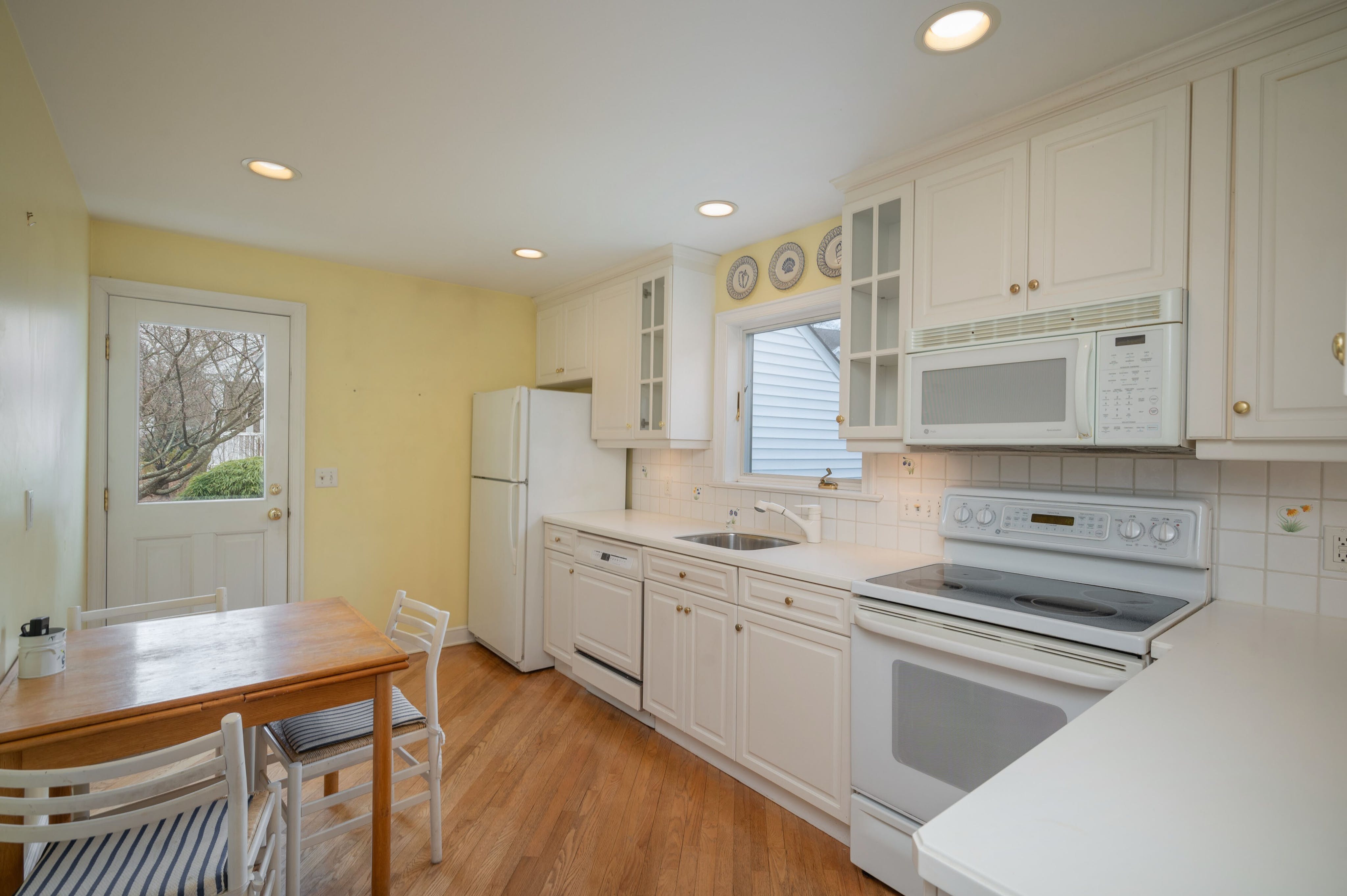 154 Kent Place Boulevard
