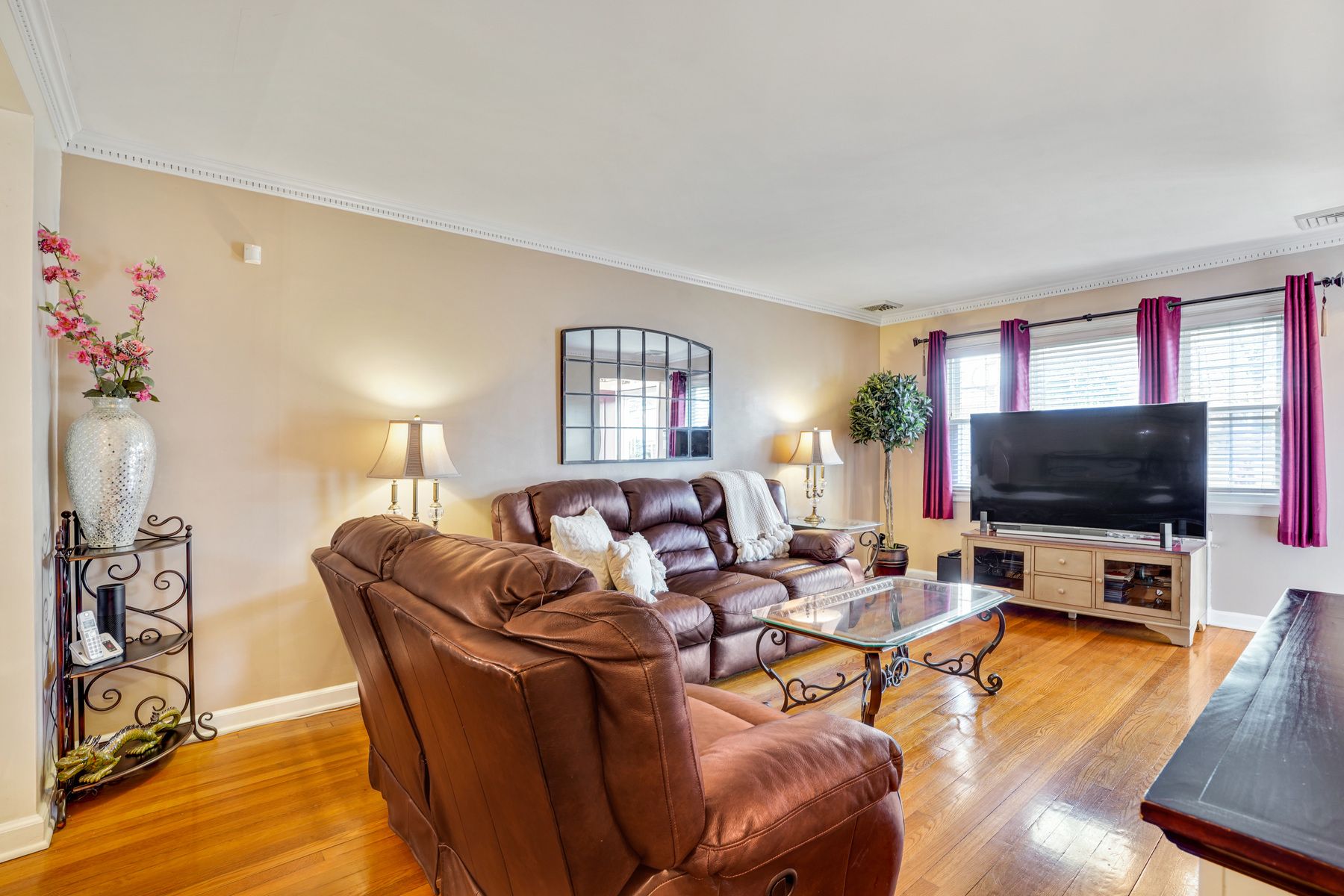 2 Wade Avenue