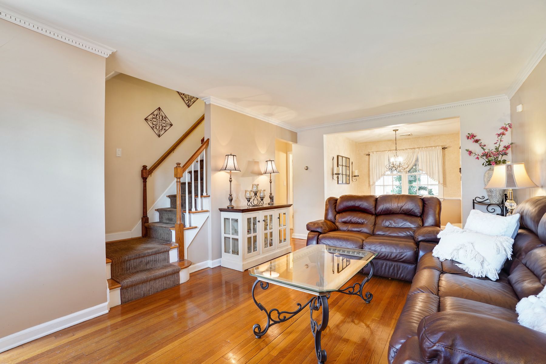 2 Wade Avenue