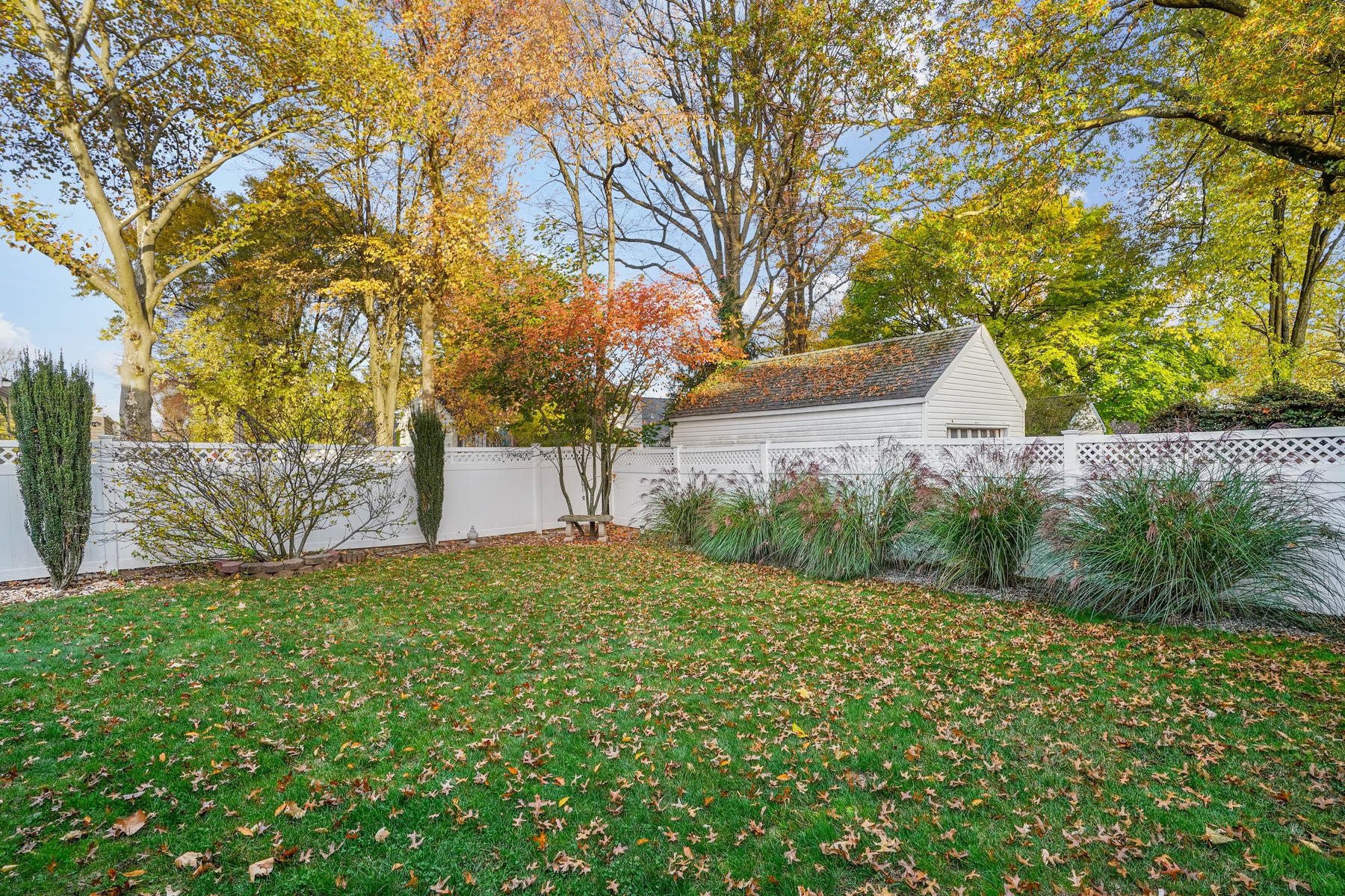 2 Wade Avenue