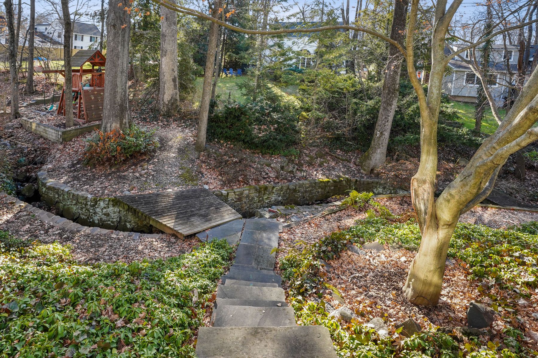 16 Hickory Road