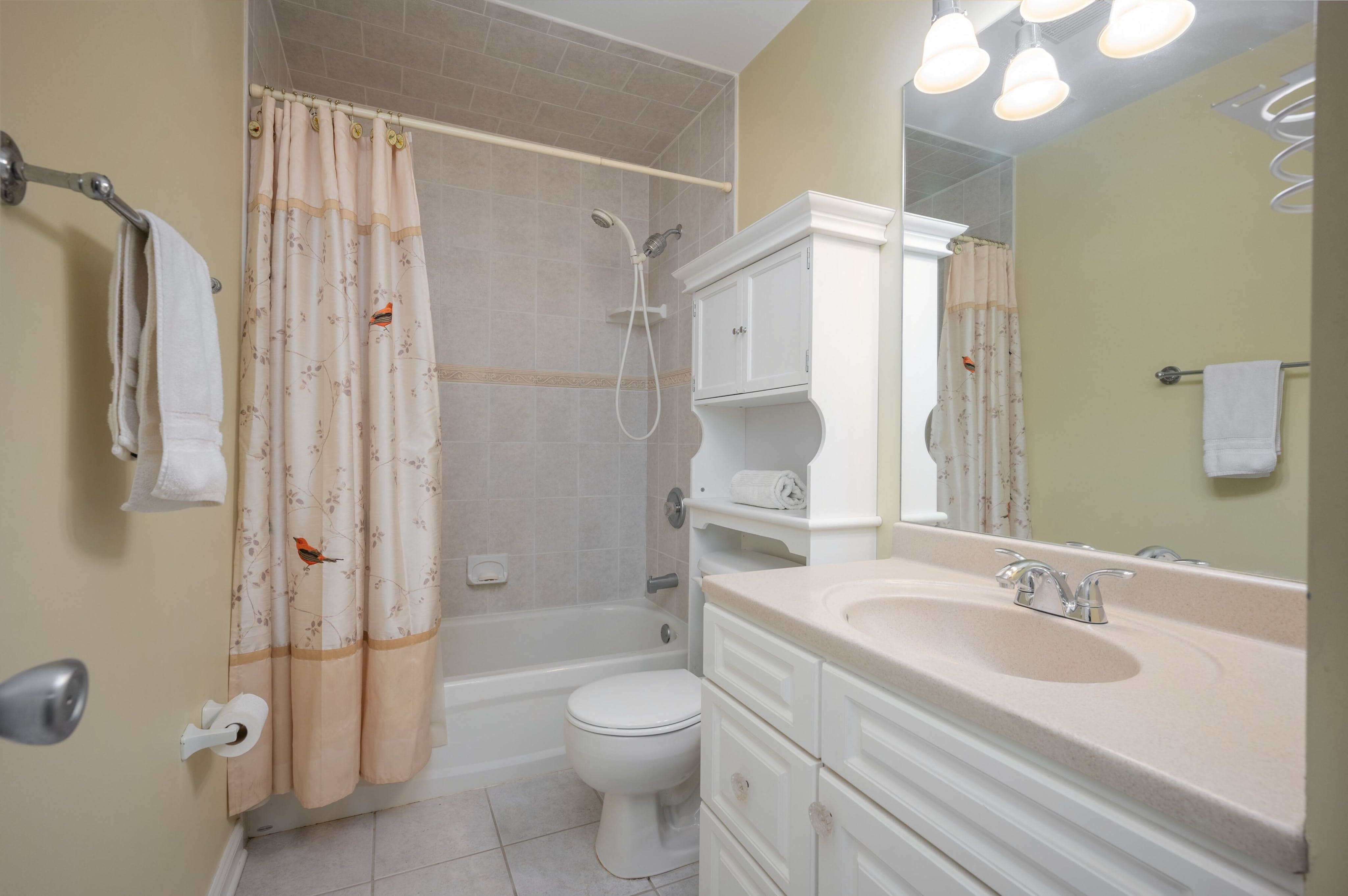 27 Russell Place, #2