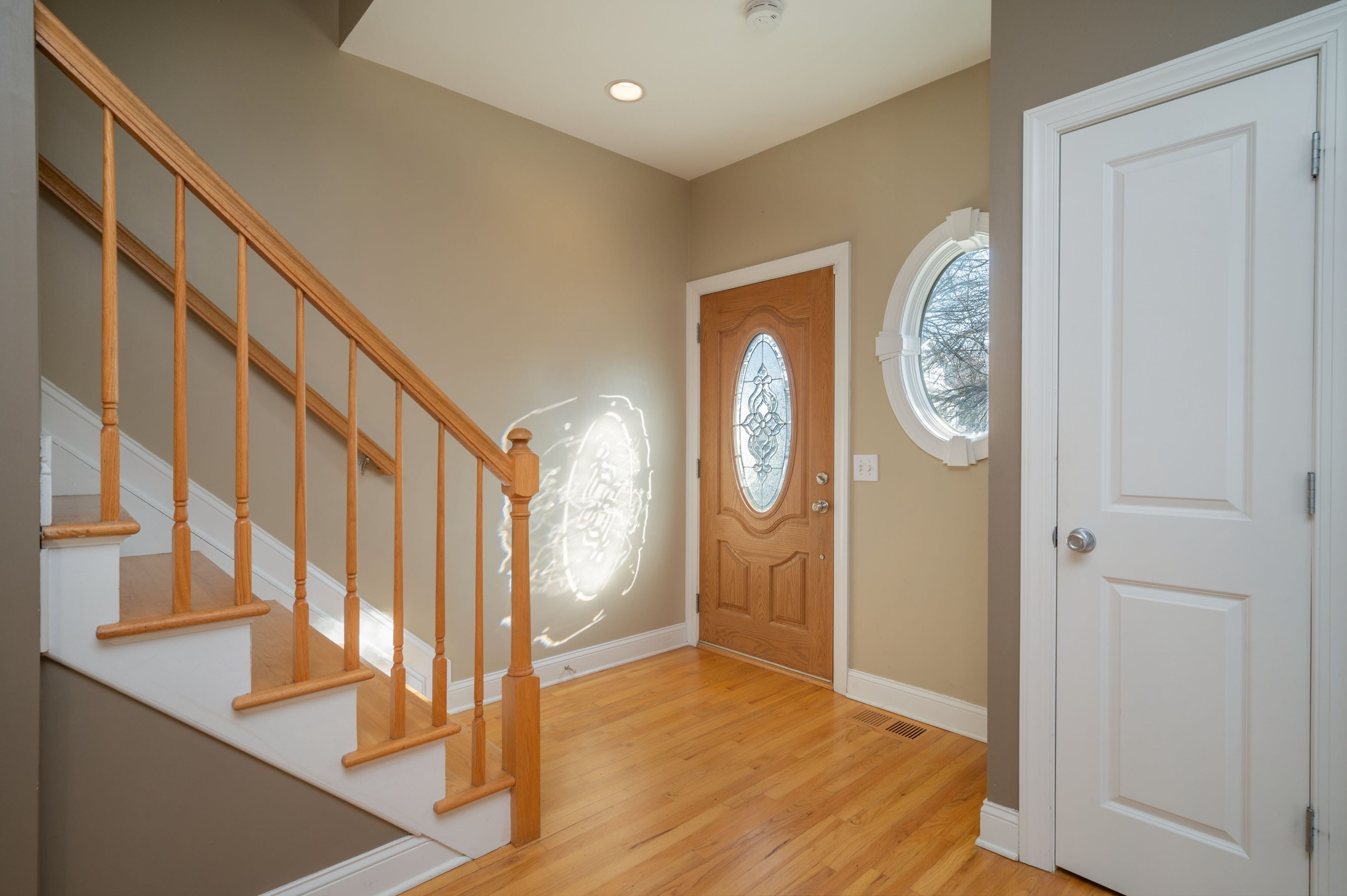 27 Russell Place, #2