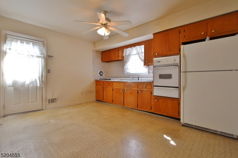 2 Kennedy Ct