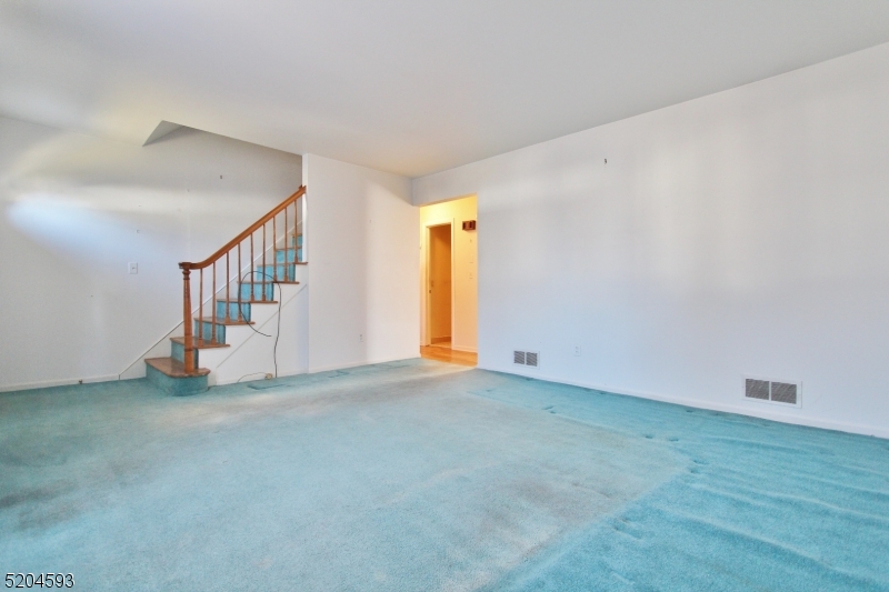 2 Kennedy Ct