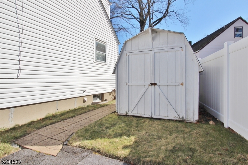 2 Kennedy Ct