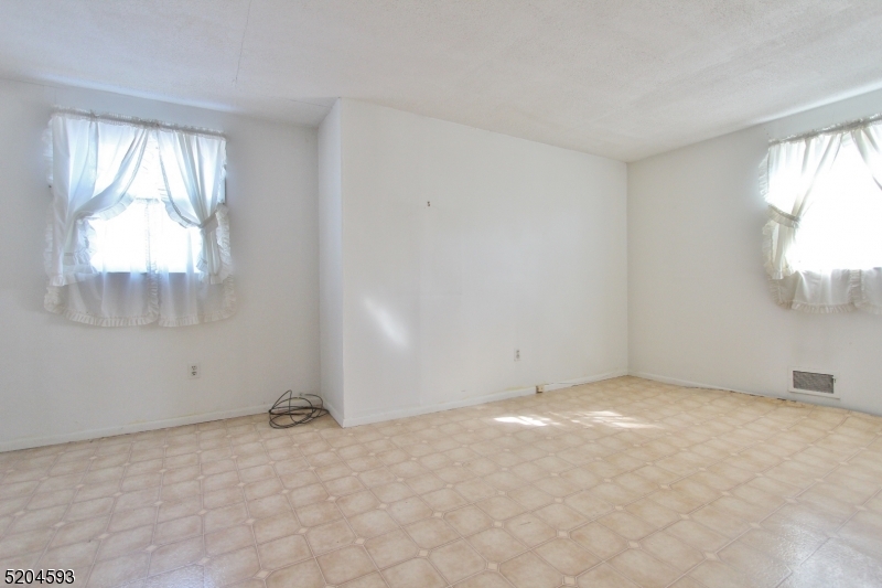 2 Kennedy Ct